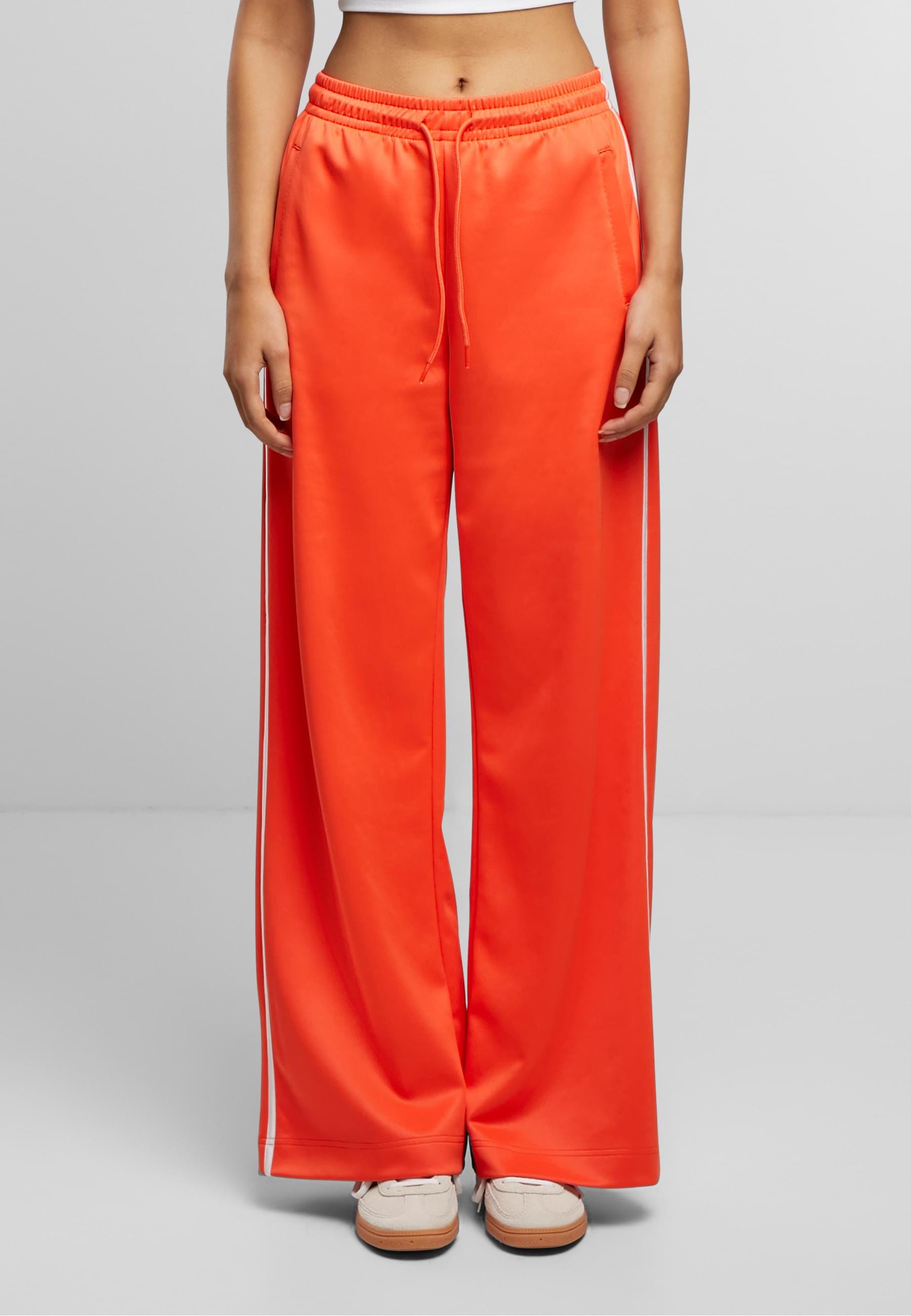 URBAN CLASSICS Jogginghose »Urban Classics Ladies Wide Leg Track Pants«, (1 tlg.)