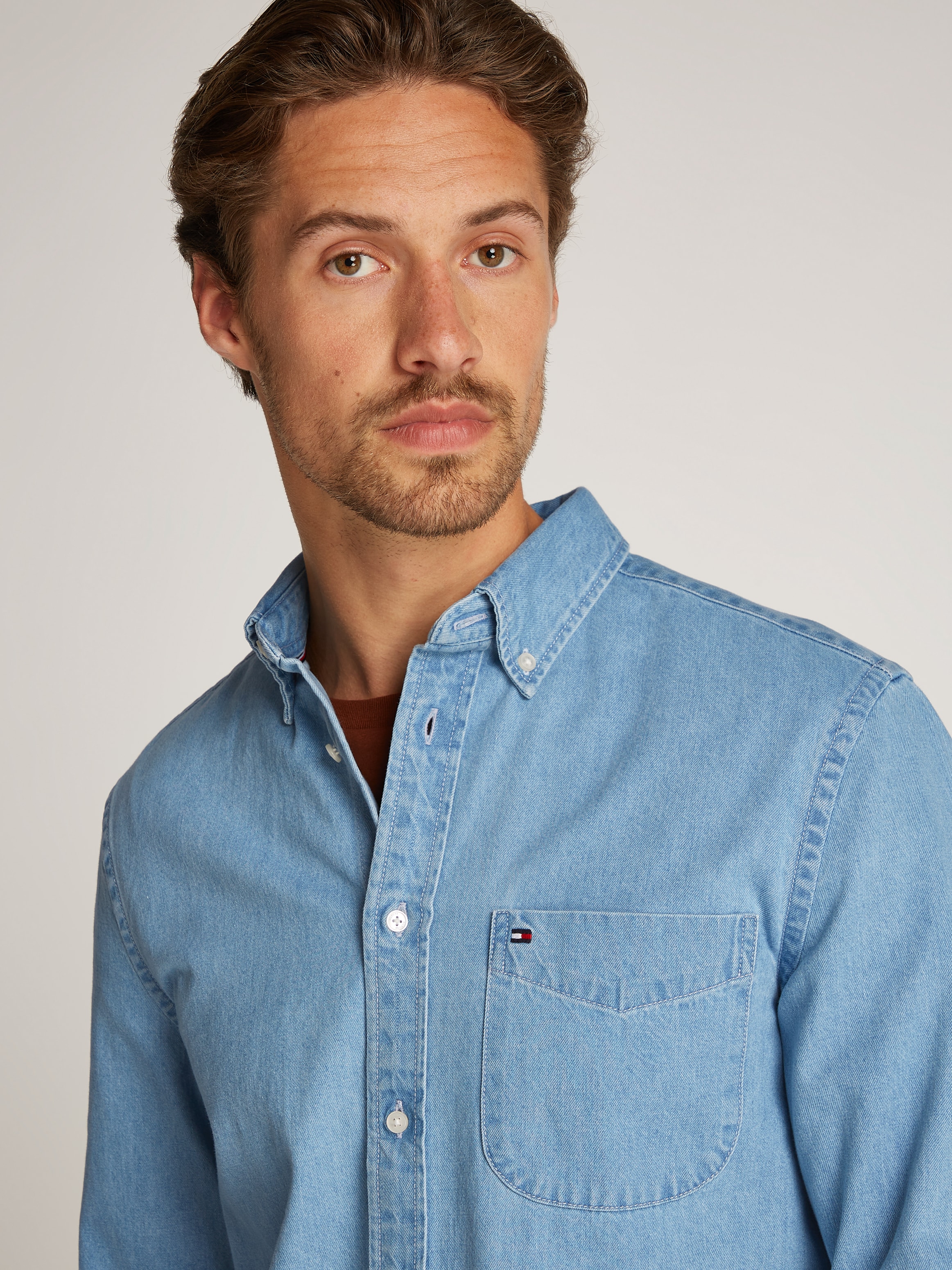 Tommy Hilfiger Jeanshemd »DENIM RF SHIRT«, mit Brusttasche