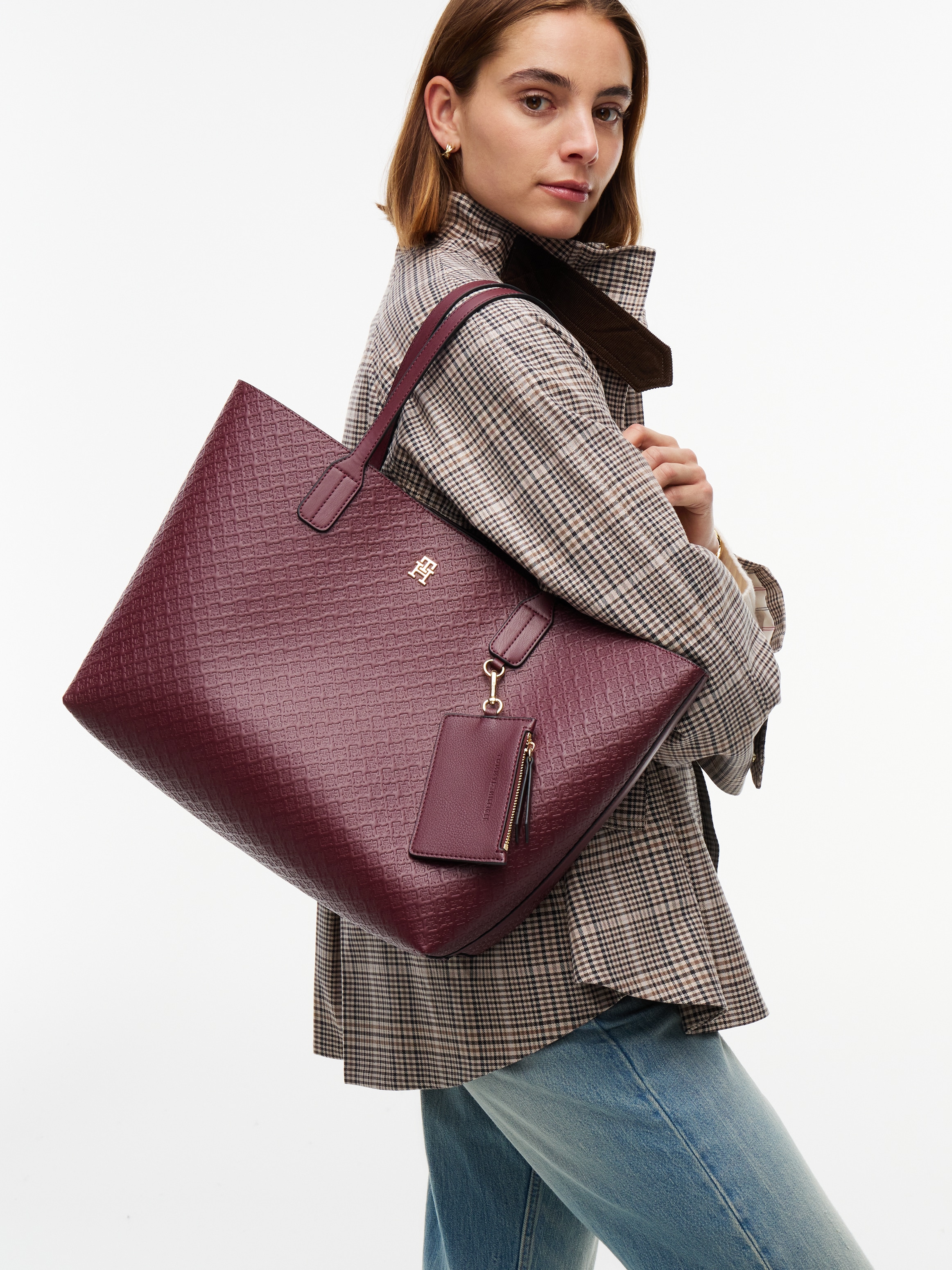 Tommy Hilfiger Handtasche »TH ICON TOTE MONO« Damen Schultertasche mit TH-Allover-Logoprägung