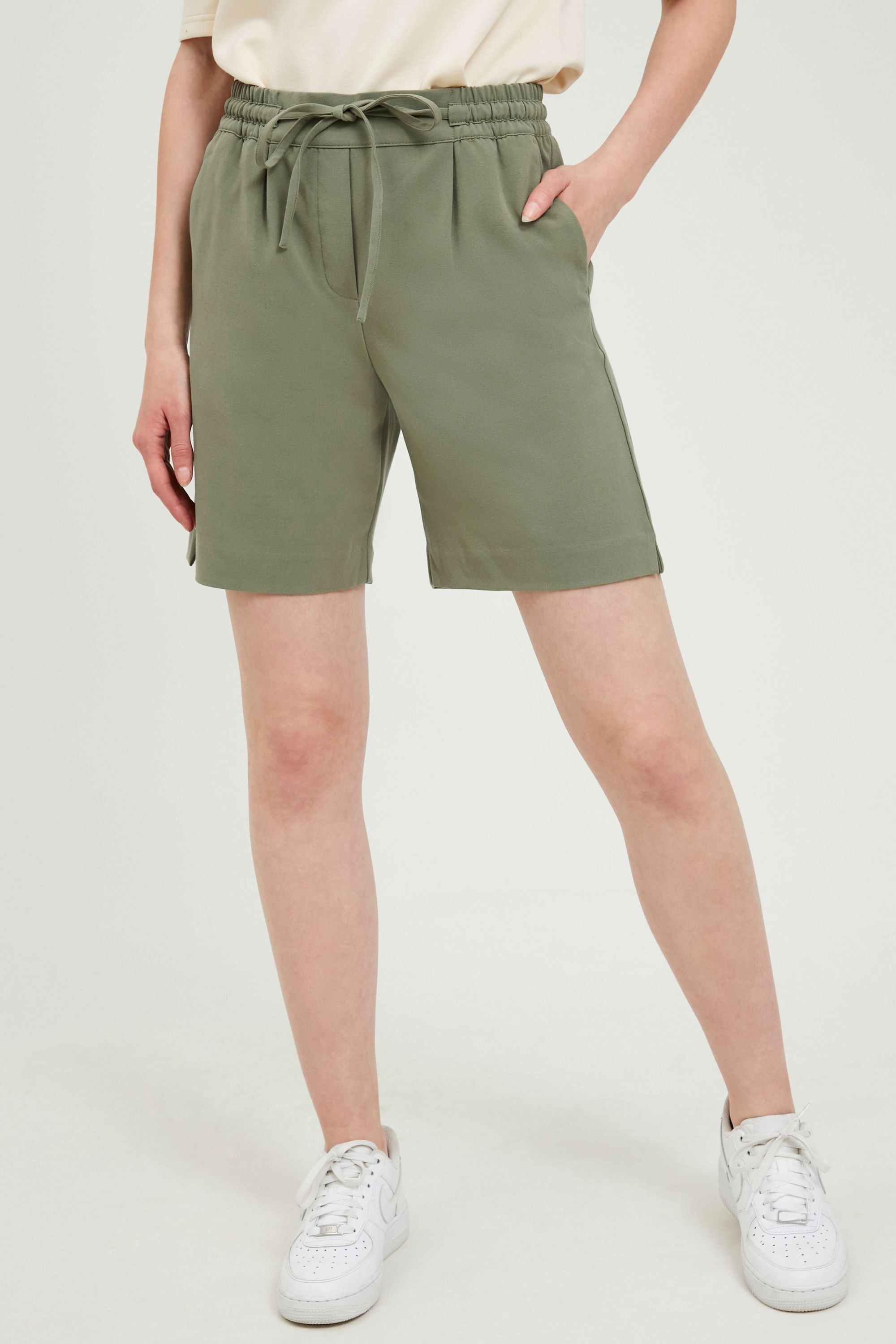 b.young Shorts »Shorts BYDanta«