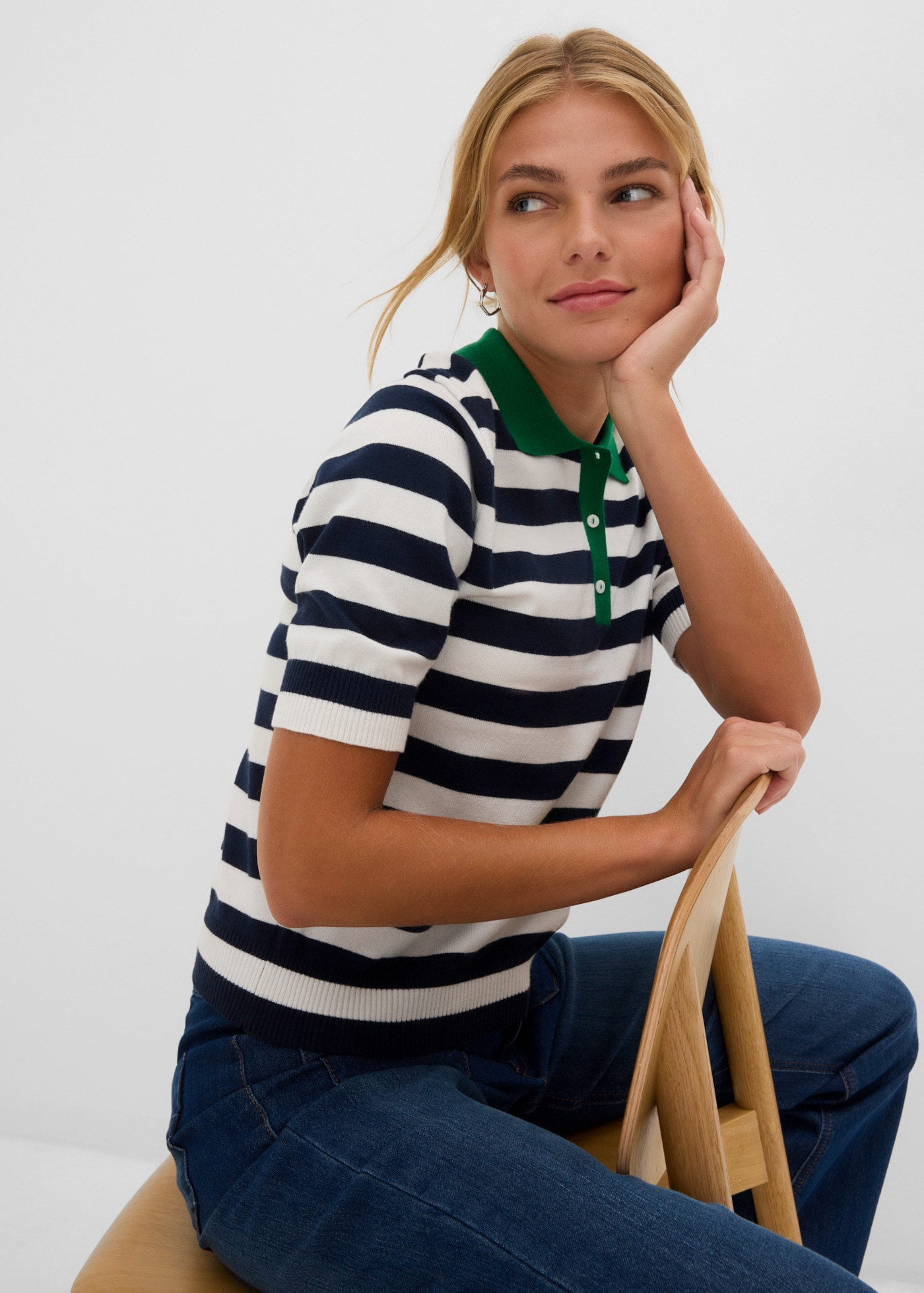 bonprix Strickpullover mit Polokragen, Regular Fit, Halbarm, gestreift