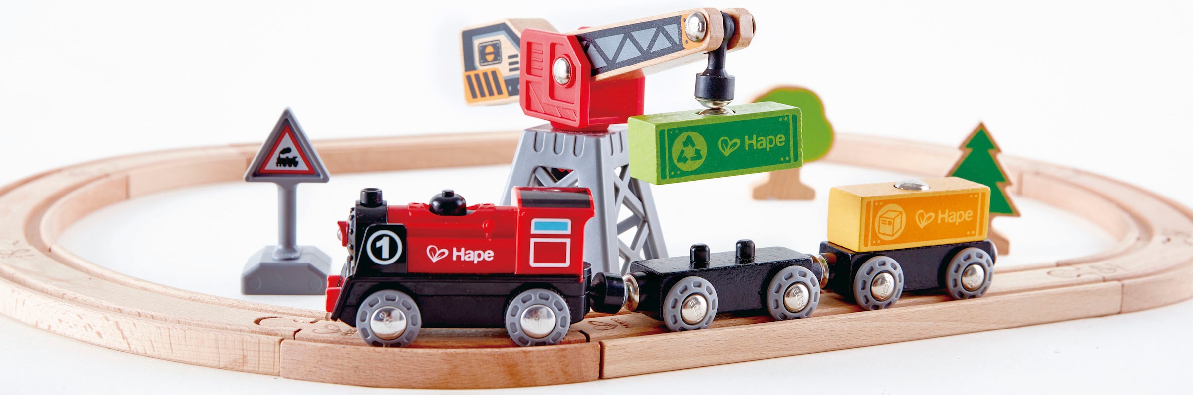 Hape Spielzeug-Eisenbahn »Eisenbahn-Set Fracht«, (Set)
