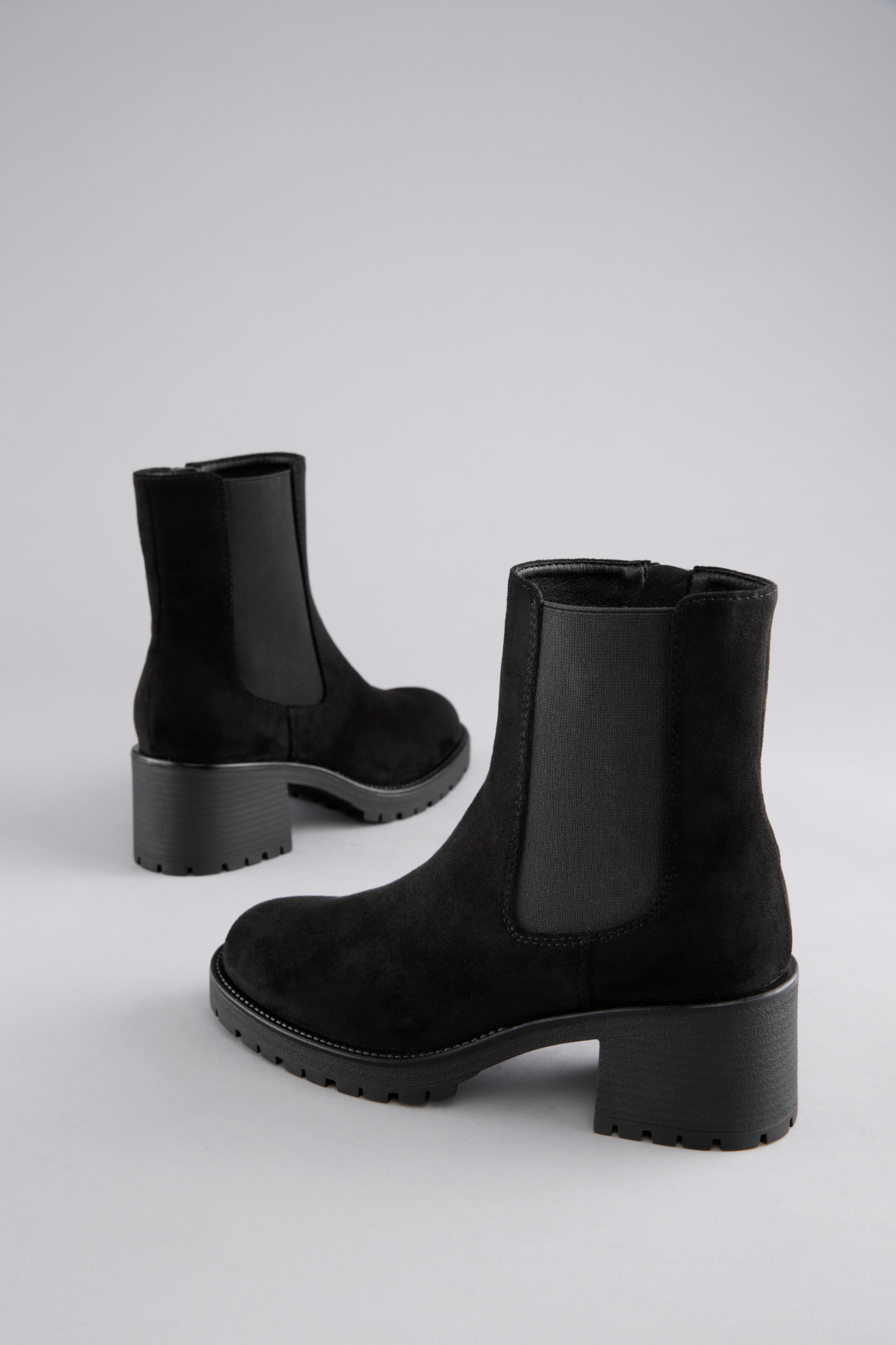 Aniston SHOES Chelseaboots Stiefelette mit Reißverschluss und Stretcheinsatz