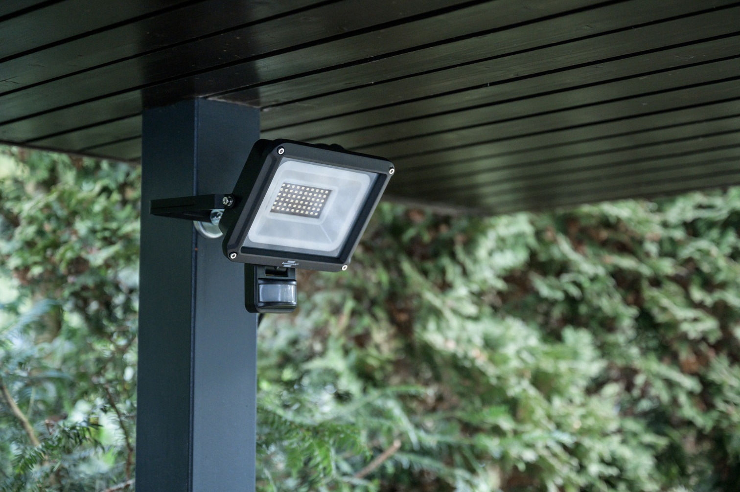 Brennenstuhl LED Wandstrahler "JARO 4060 P" LED-Modul mit Bewegungsmelder u günstig online kaufen