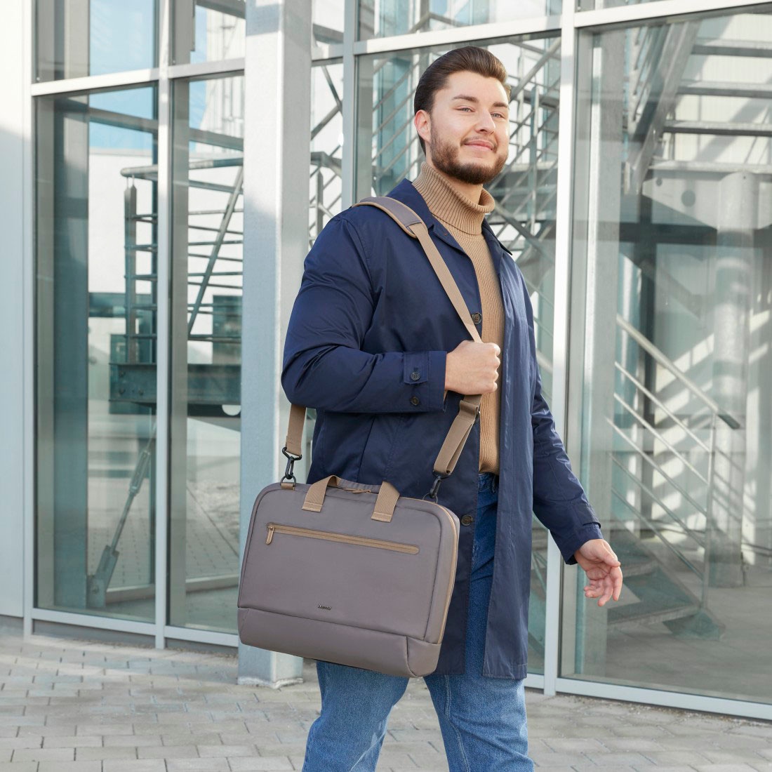 Hama Laptoptasche »Laptoptasche 15,6“ – 16,2“ (leicht, gepolstert, wasserfest, 2 Fächer)«, Nachhaltig, recycled