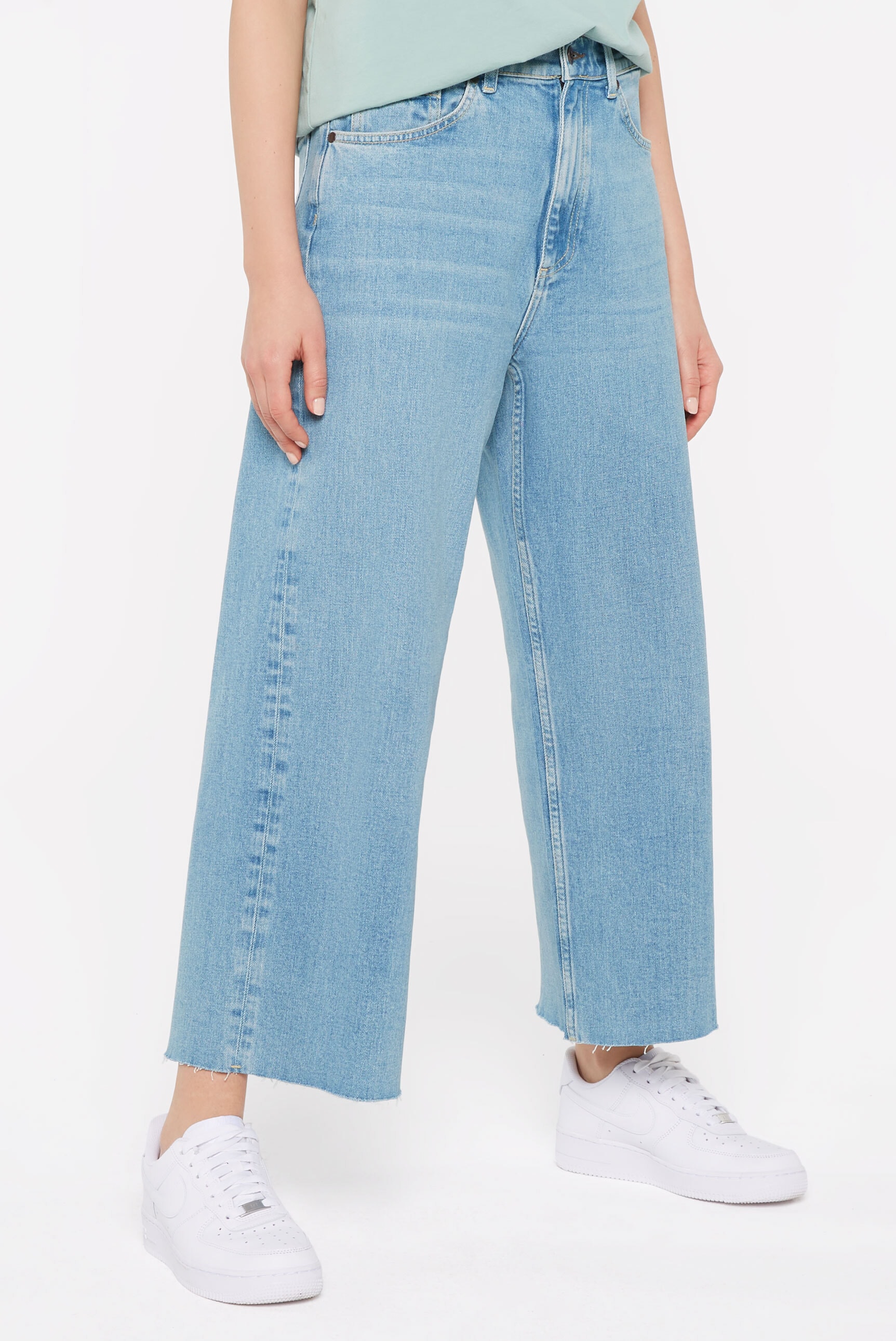 Mom-Jeans, mit offener Kante am Saum