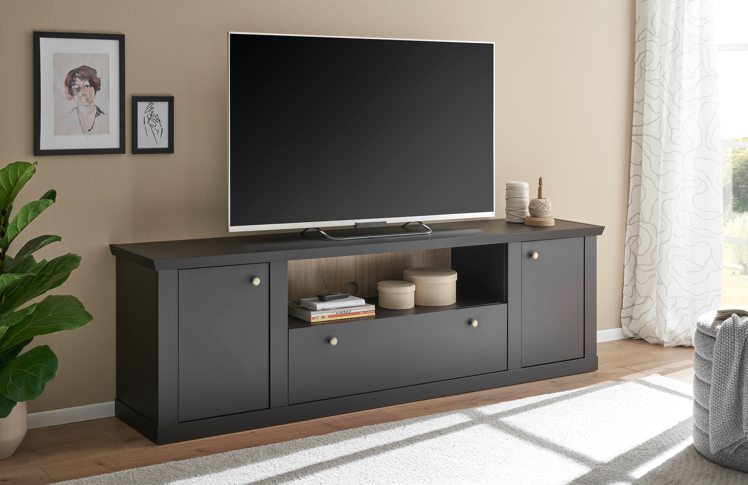 Home affaire Lowboard "Lincoln, moderner TV-Schrank, schwarze Kommode, TV-Unterschrank" edles Design, messingfarbene Knopfgriffe, in 2 Größen verfügbar