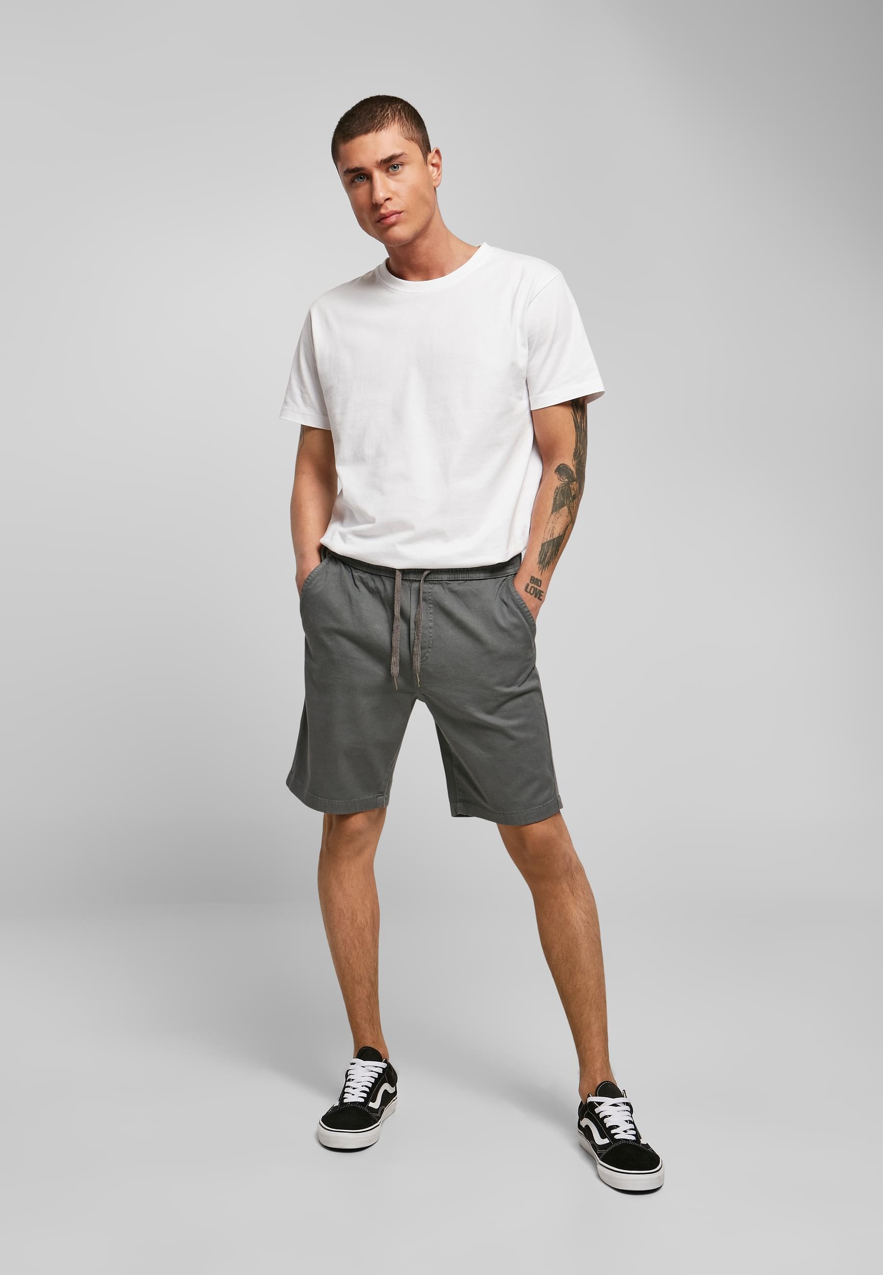 URBAN CLASSICS Stoffhose »Urban Classics Herren Stretch Twill Joggshorts«, (1 tlg.)