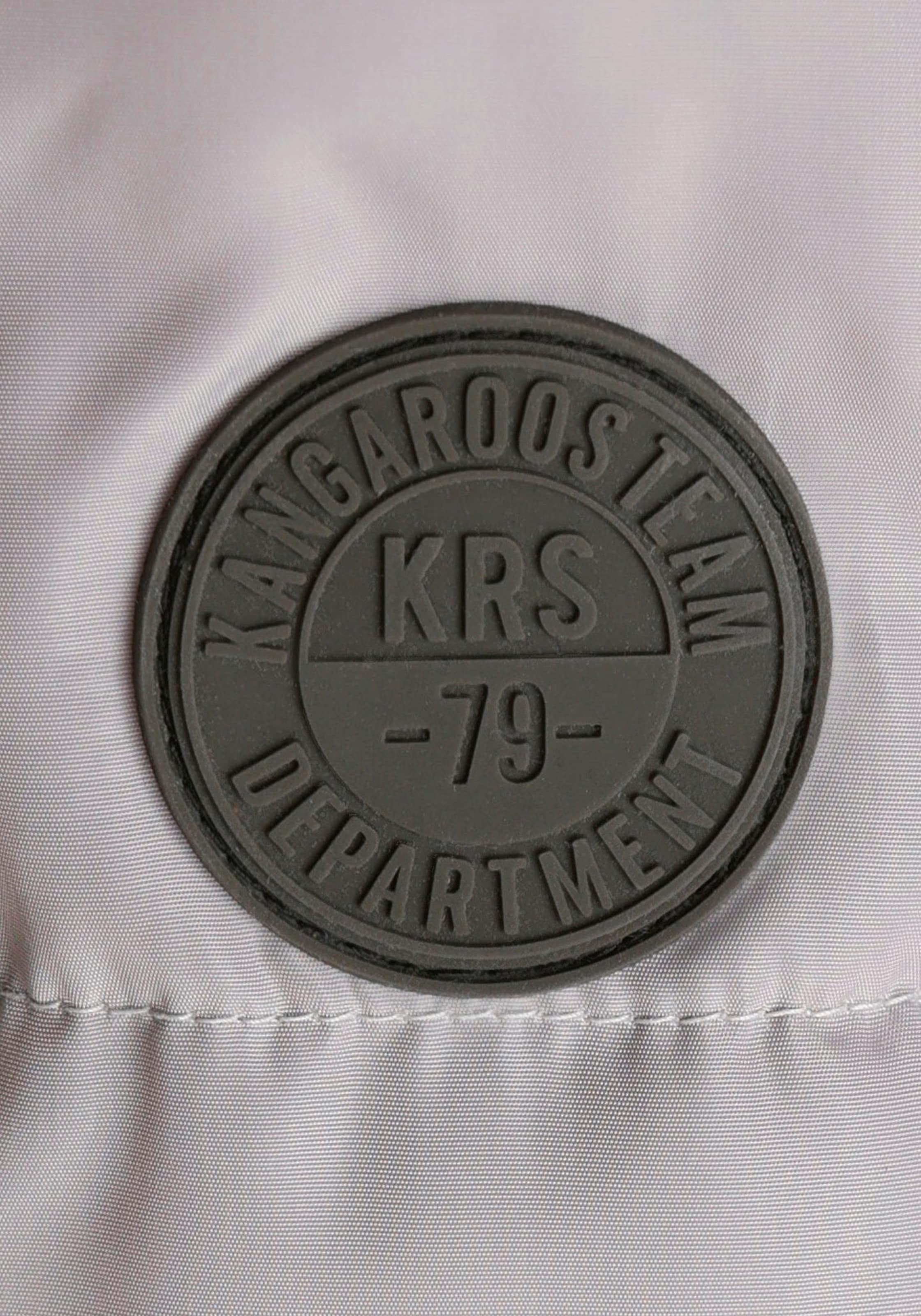 KangaROOS Funktionsjacke, mit Kapuze, mit kuscheligen Fleece-Bündchen und vielen Details