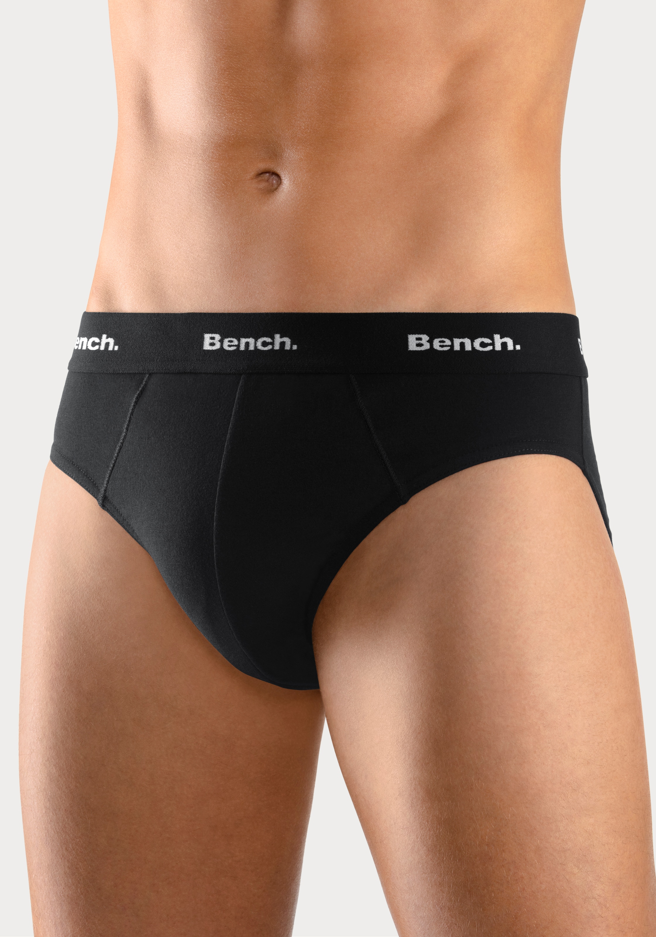 Bench. Slip, (Packung, 4 St.), mit kontrastfarbigem Webbündchen günstig online kaufen