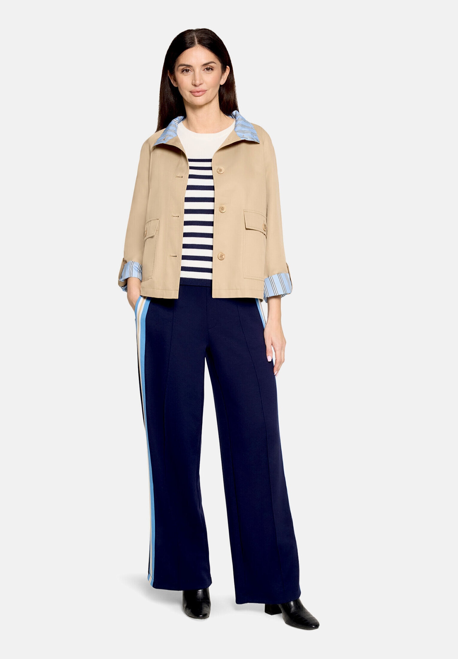Cartoon Canvasjacke "Damen mit aufgesetzten Taschen"