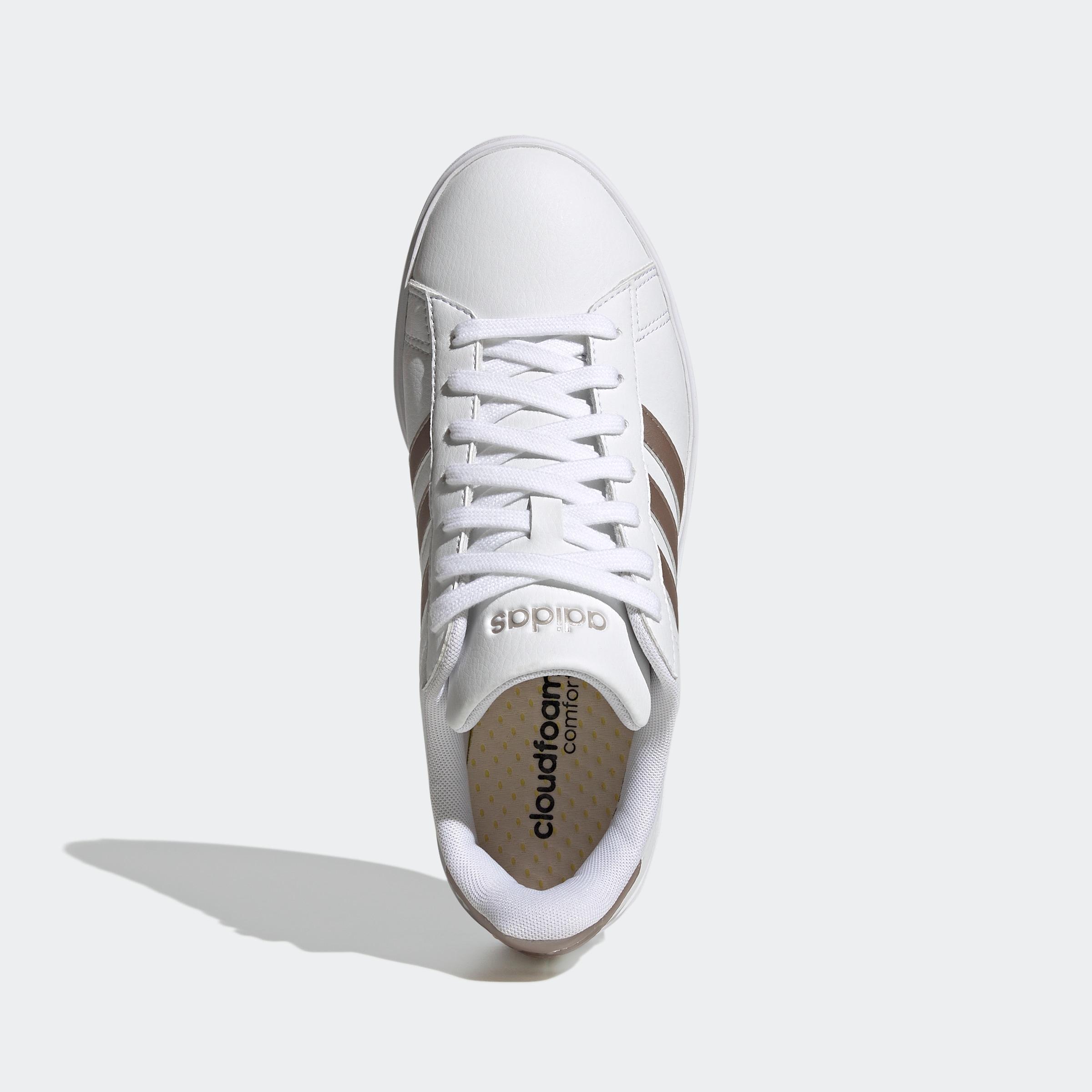 adidas Sportswear Sneaker »GRAND COURT CLOUDFOAM LIFESTYLE COURT COMFORT«, Design auf den Spuren des adidas Superstar