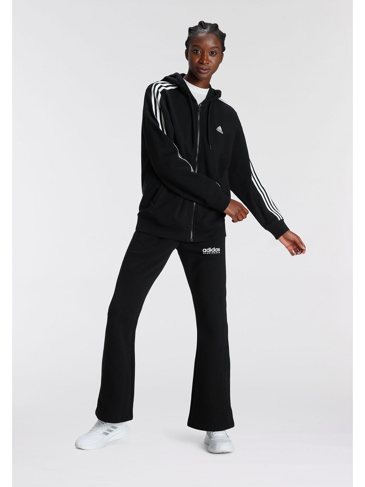 adidas Sportswear Kapuzensweatjacke »Große Größen«, Kapuze mit weitenregulierbarem Kordelzug