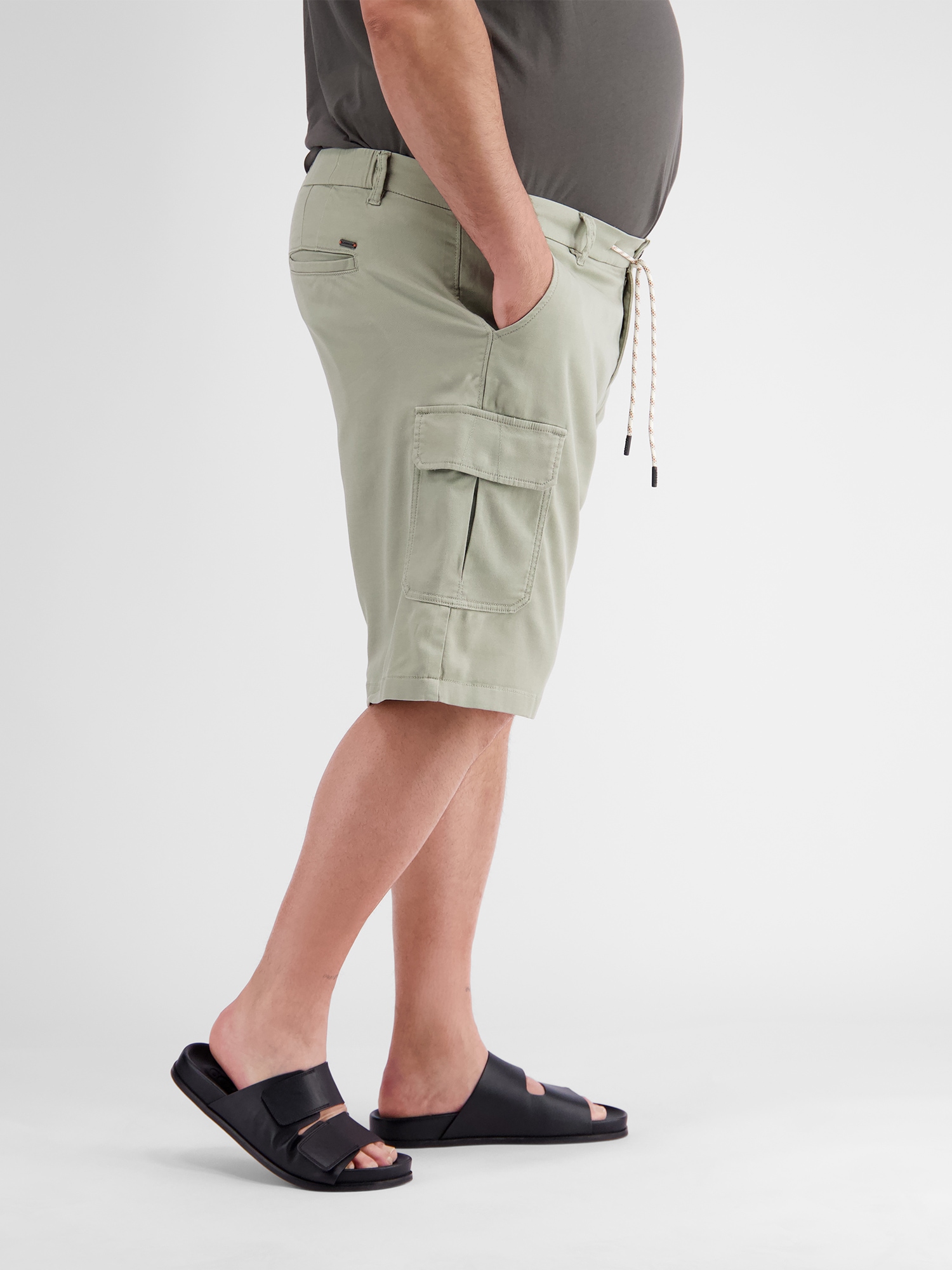 LERROS Jogg-Bermudas »LERROS Cargo-Jog-Bermuda in Übergrößen«
