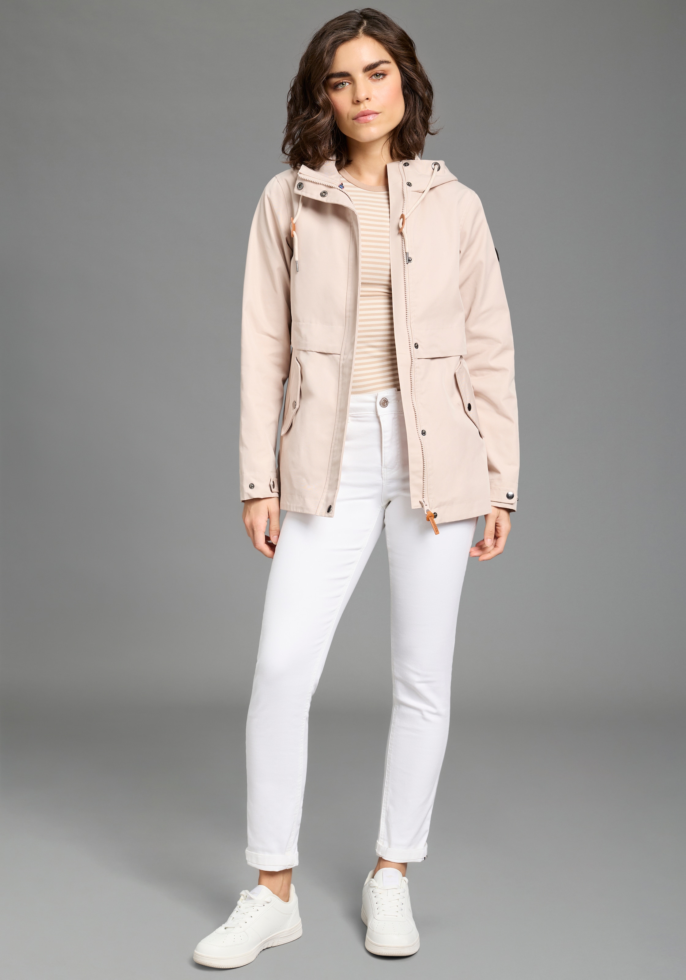 KangaROOS Outdoorjacke mit Kapuze Übergangsjacke  gefütterte Kapuze, Kordelzug, Klappentaschen