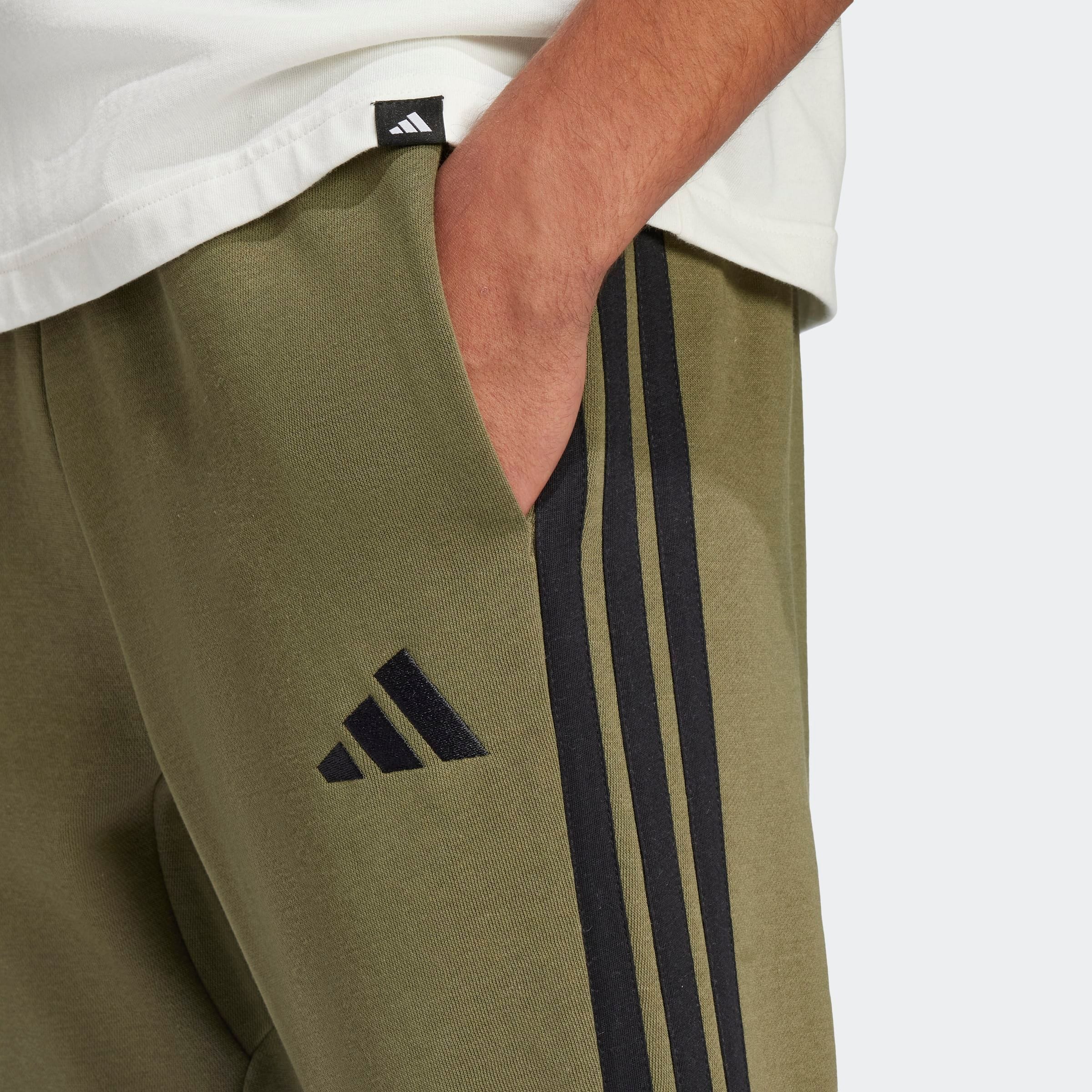 adidas Sportswear Sporthose »M 3S FL O PT«  aus Baumwolle, Polyester und Viskose, offener Saum