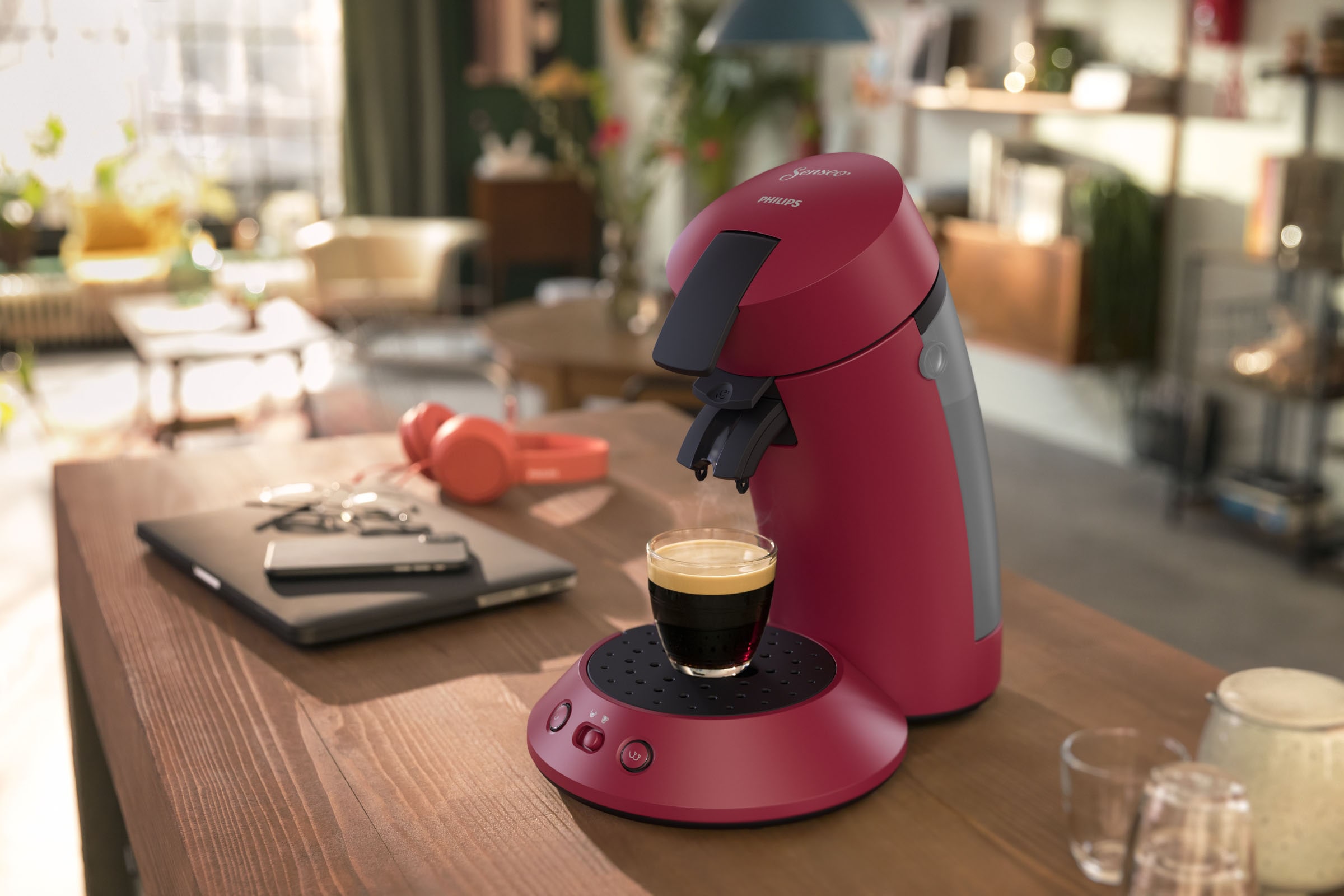 mit Kaffeespezialitäten, | Philips Kaffeepadmaschine aus Plus dunkelrot und Senseo 2 BAUR 28% CSA210/90«, »Orginal recyceltem Plastik