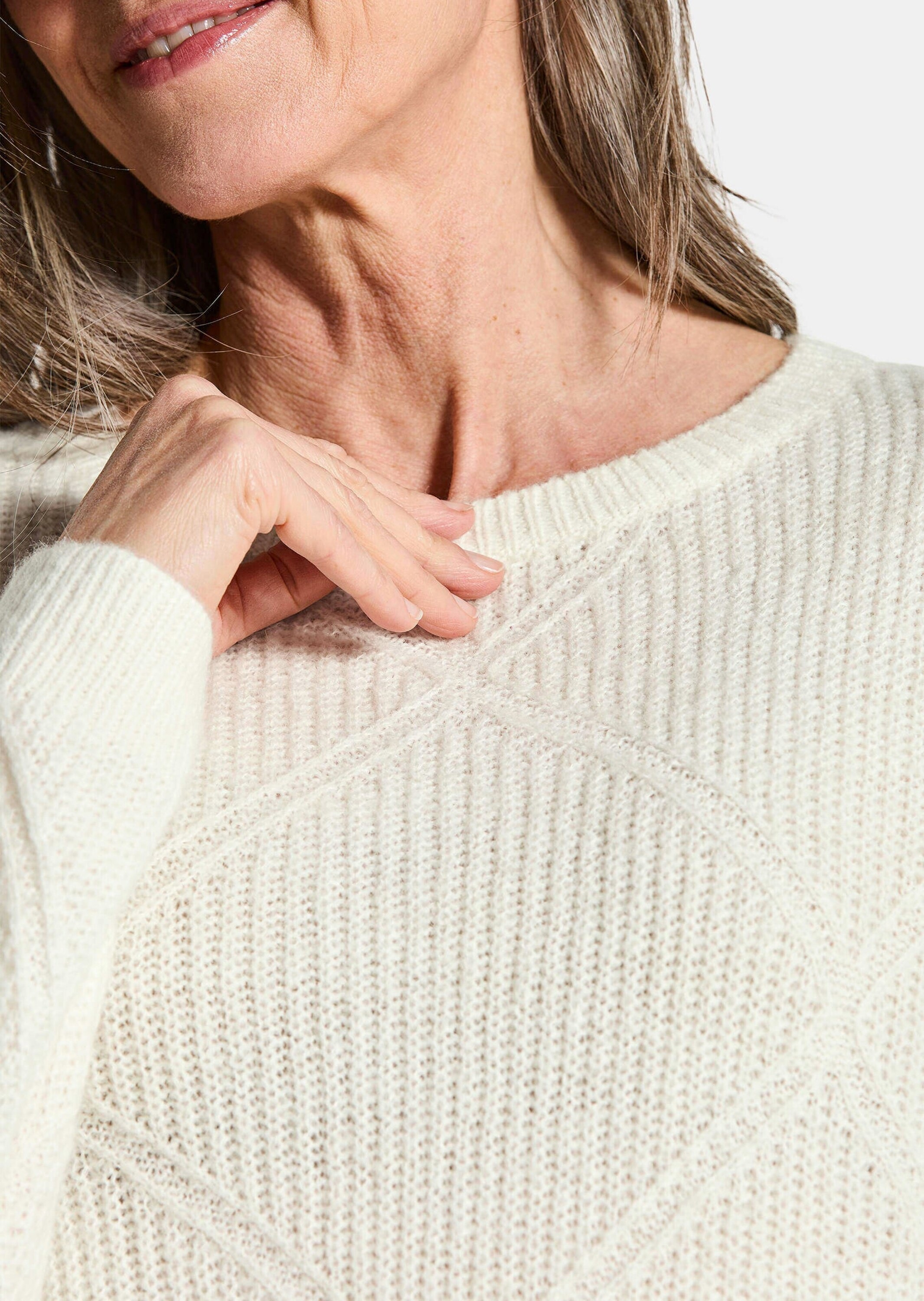GOLDNER Rundhalspullover »Kurzgröße Pullover aus leichtem Strick«