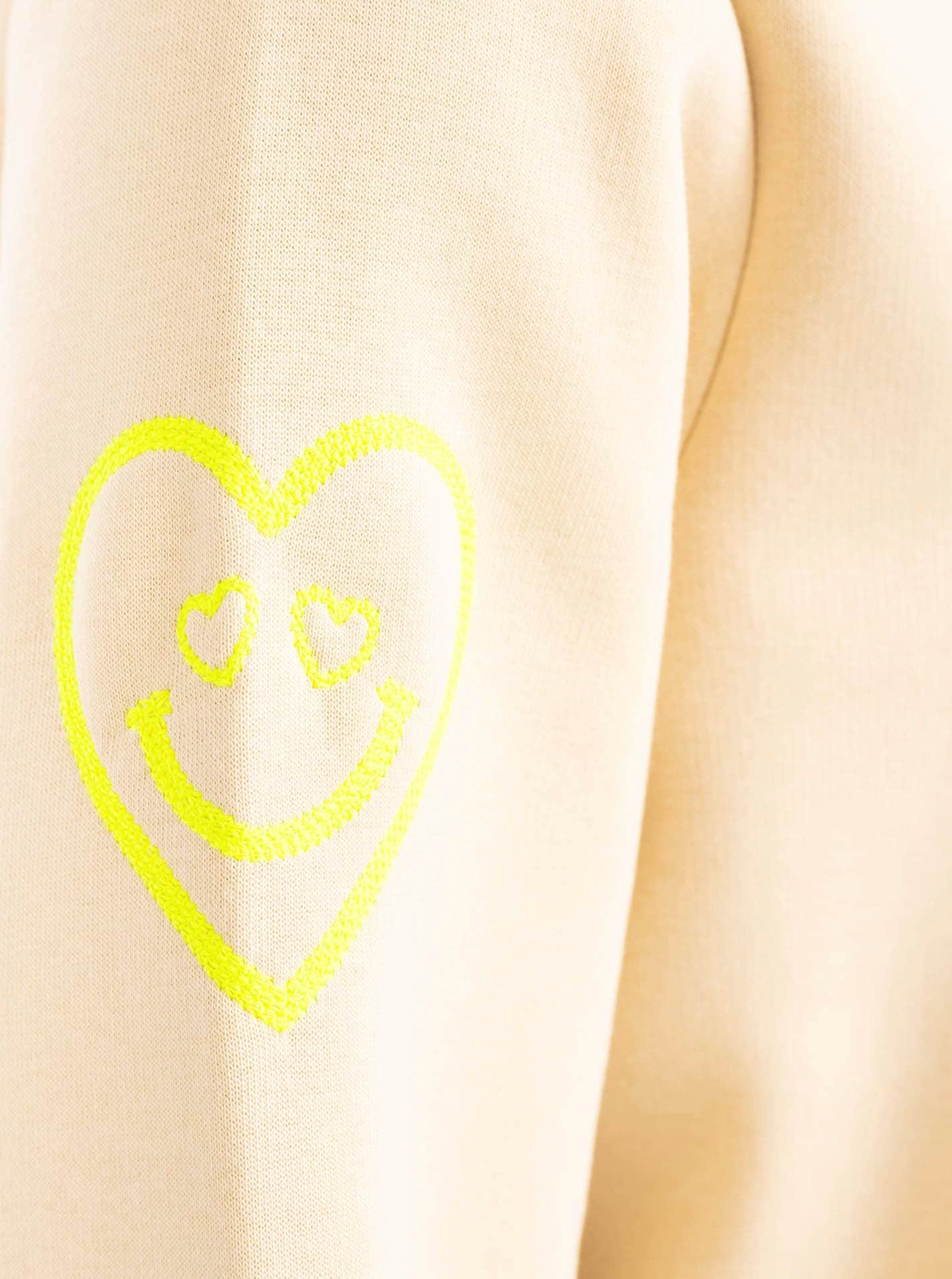 Zwillingsherz Sweatshirt »"Alissa"«, mit SMILE PRINT, Kontrastbündchen, gesticktem Herz am Arm