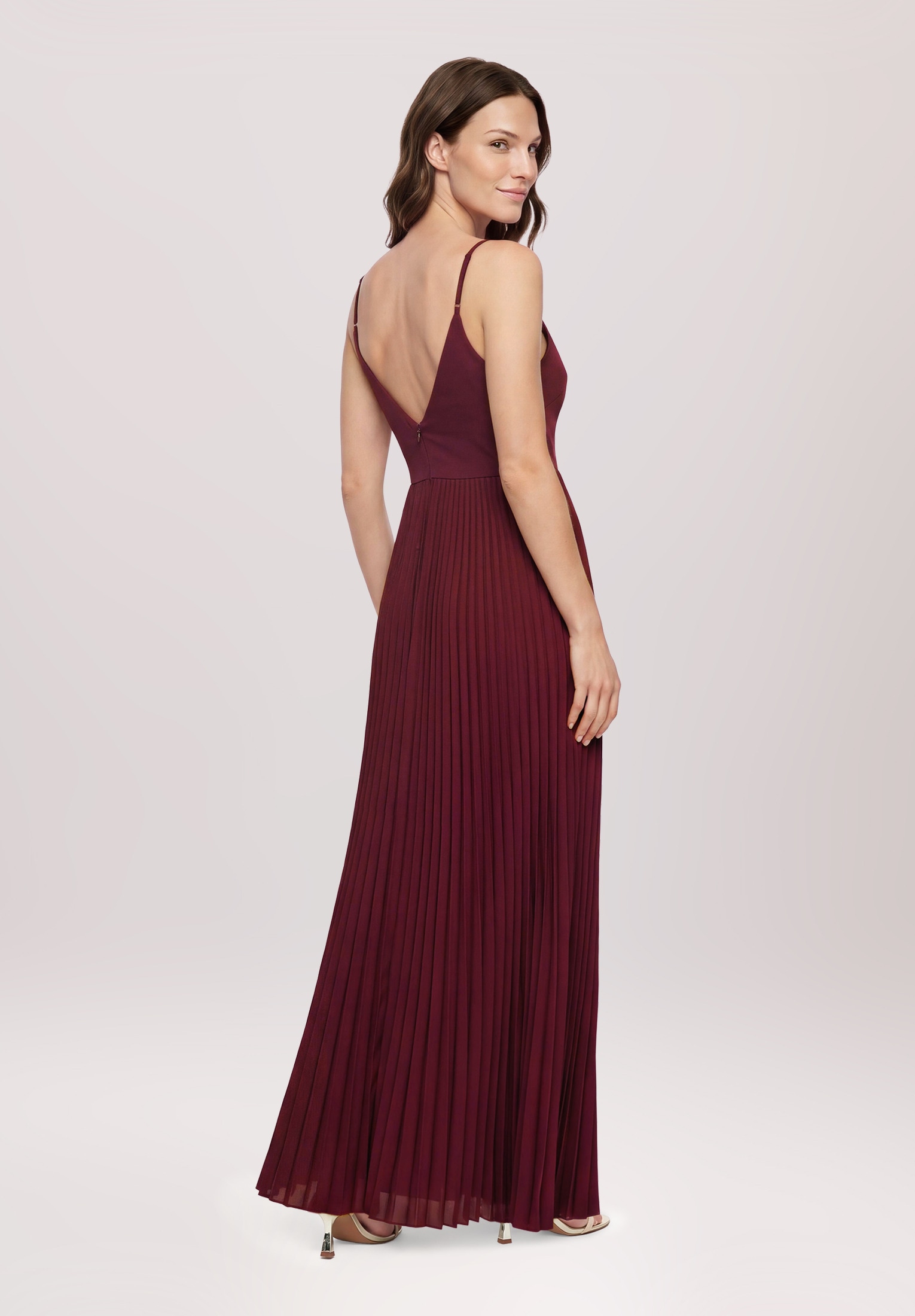 Vera Mont Chiffonkleid »Damen mit V-Ausschnitt« Ohne Tasche
