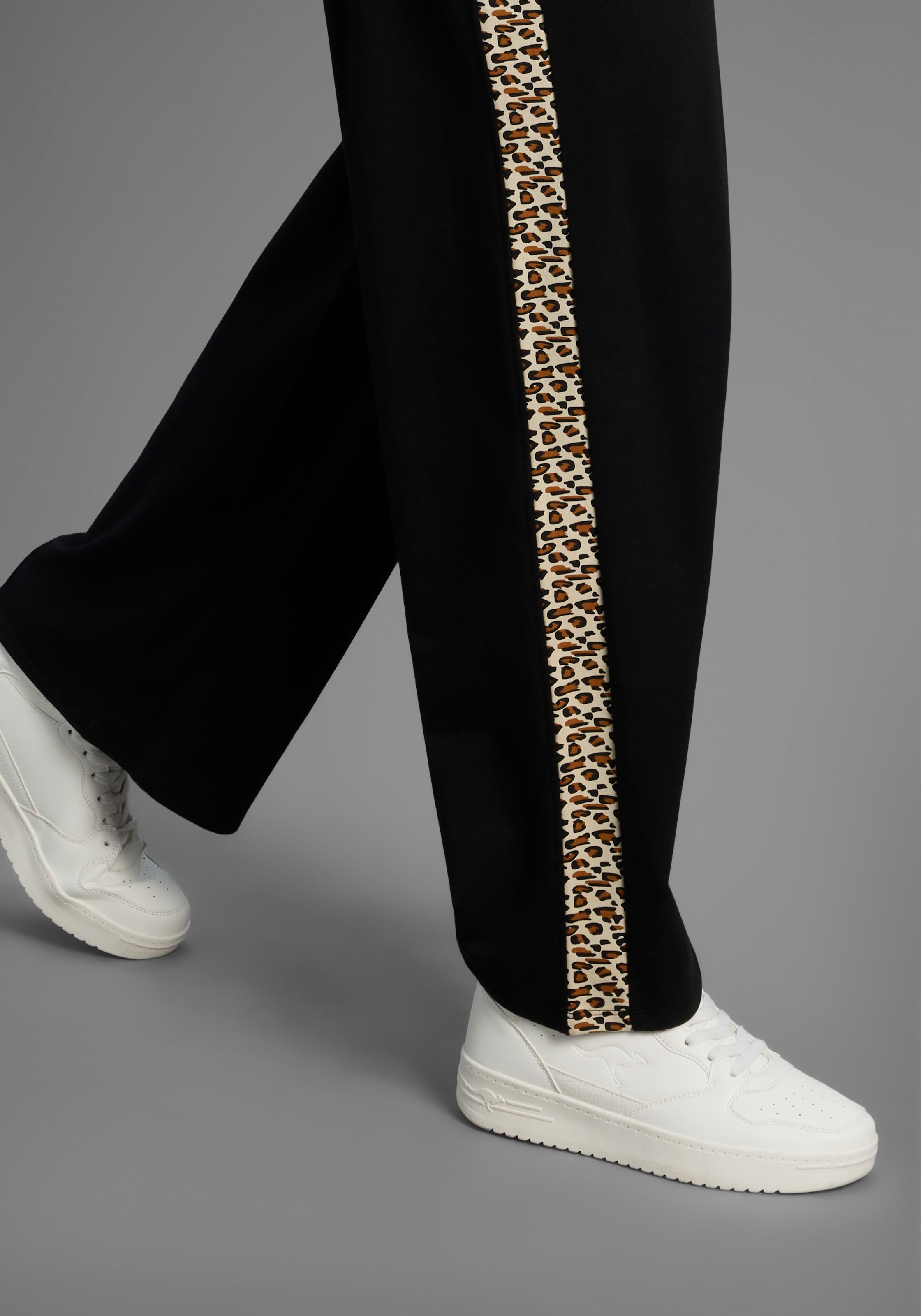 KangaROOS Jogginghose