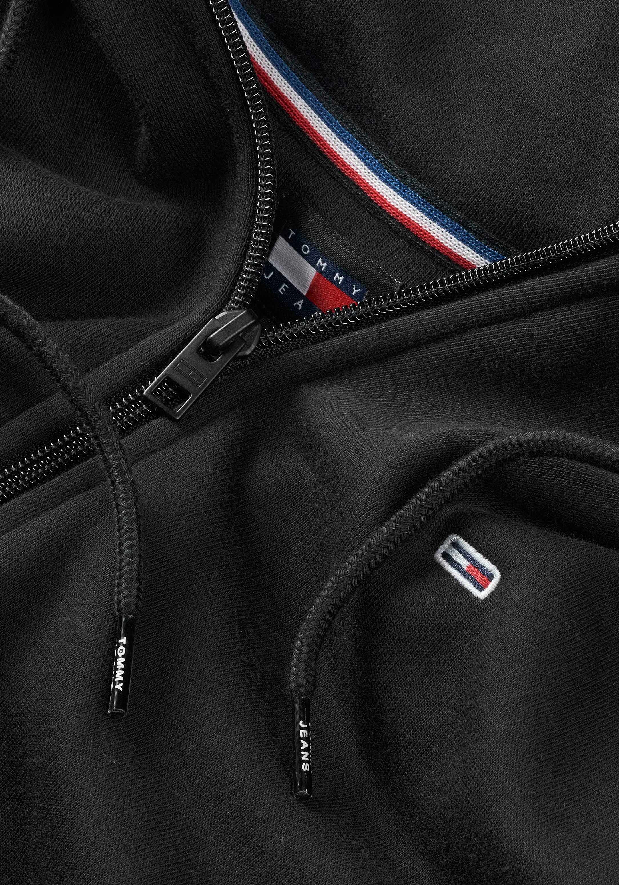 Tommy Jeans Sweatjacke »TJW REG S FLAG ZIP THRU«, mit Logostickerei