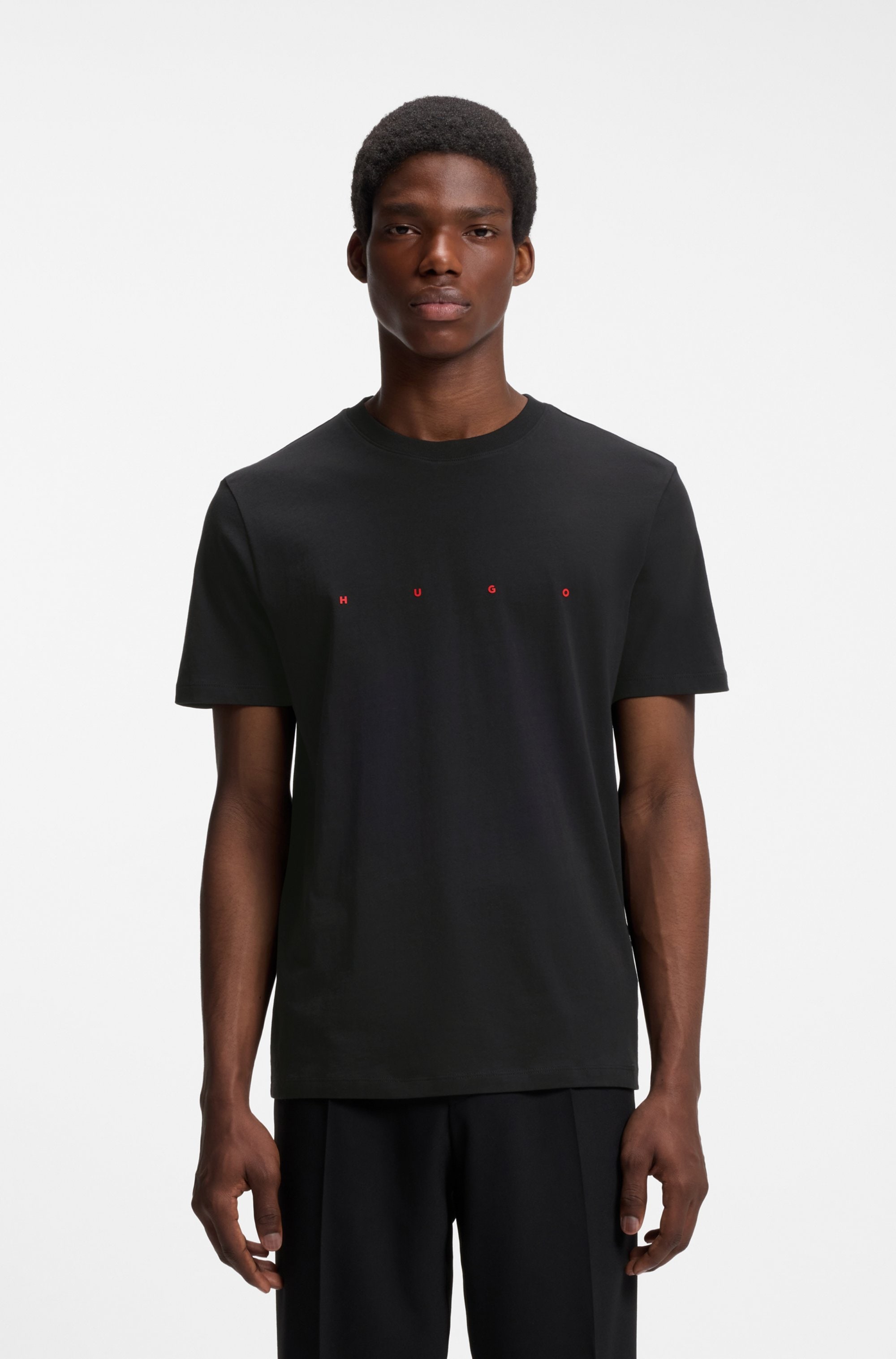 HUGO T-Shirt "Dorosi" Rundhalsausschnitt, Regular Fit, Logo-Schriftzug