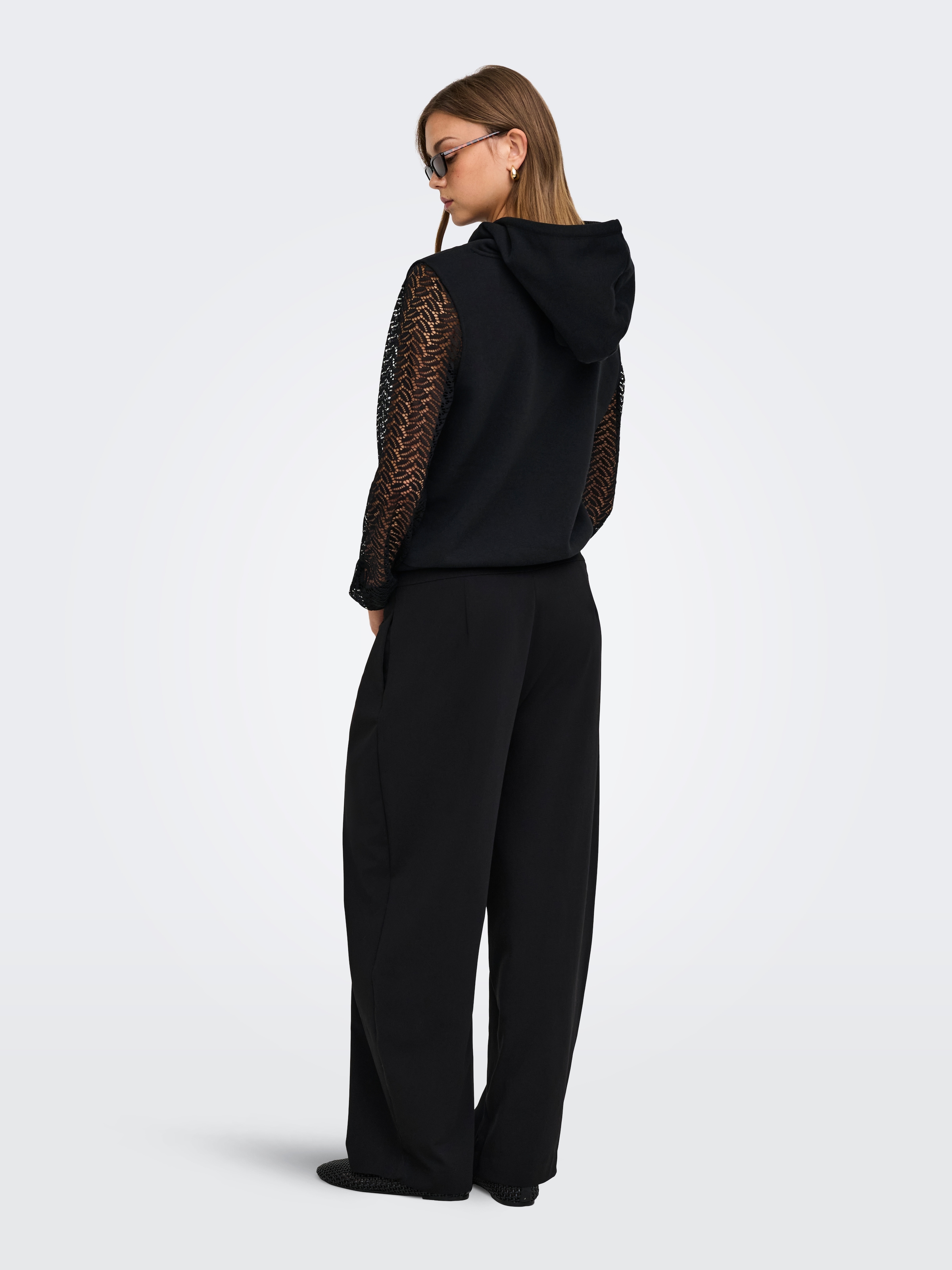 ONLY Kapuzensweatshirt »ONLKELLY L/S LACE HOODIE CS JRS«, Baumwollmischung, regular fit
