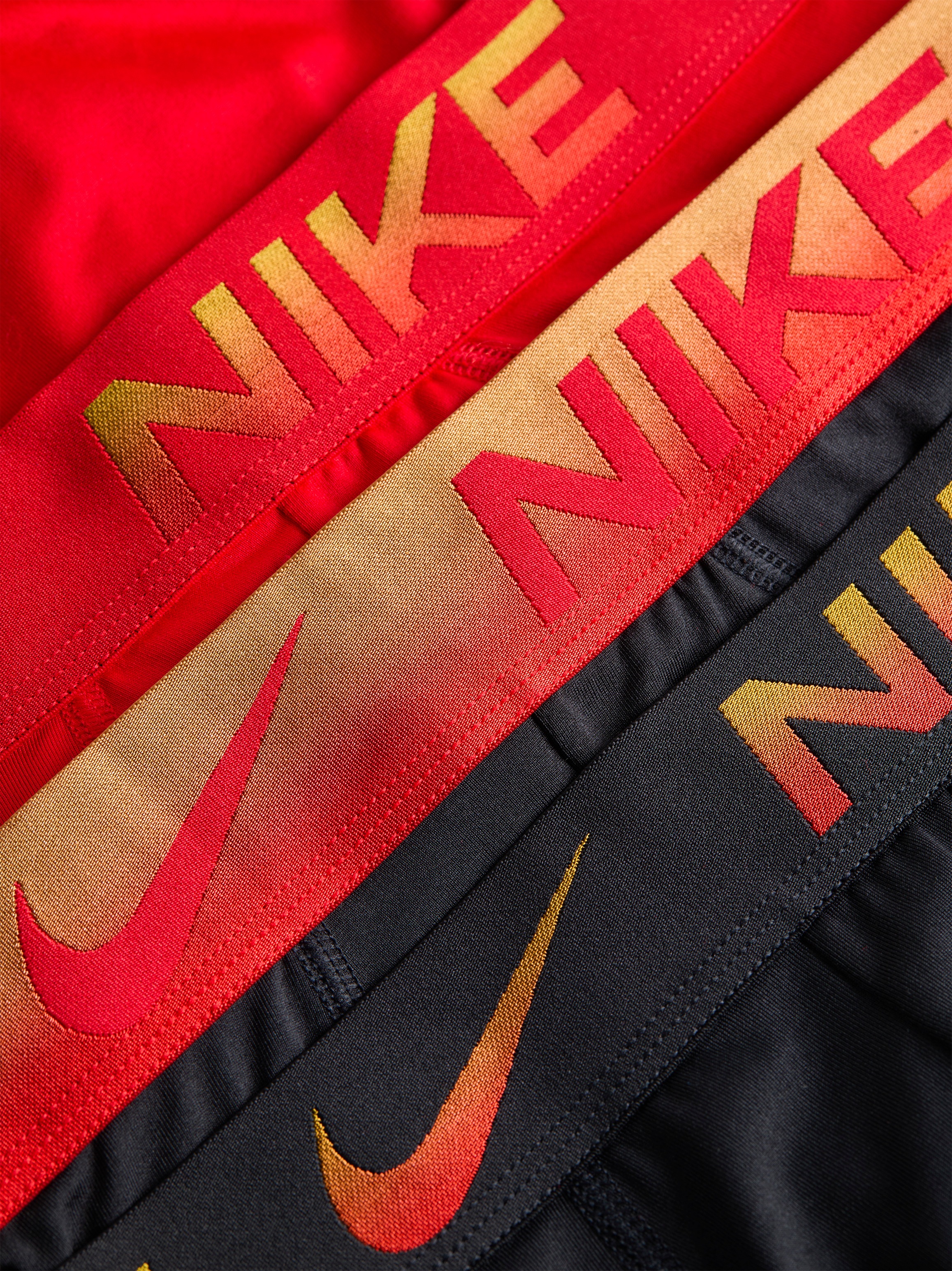 NIKE Underwear Hipster "HIP BRIEF 3PK" Packung, 3er, 3 Stk. mit NIKE Logo-E günstig online kaufen