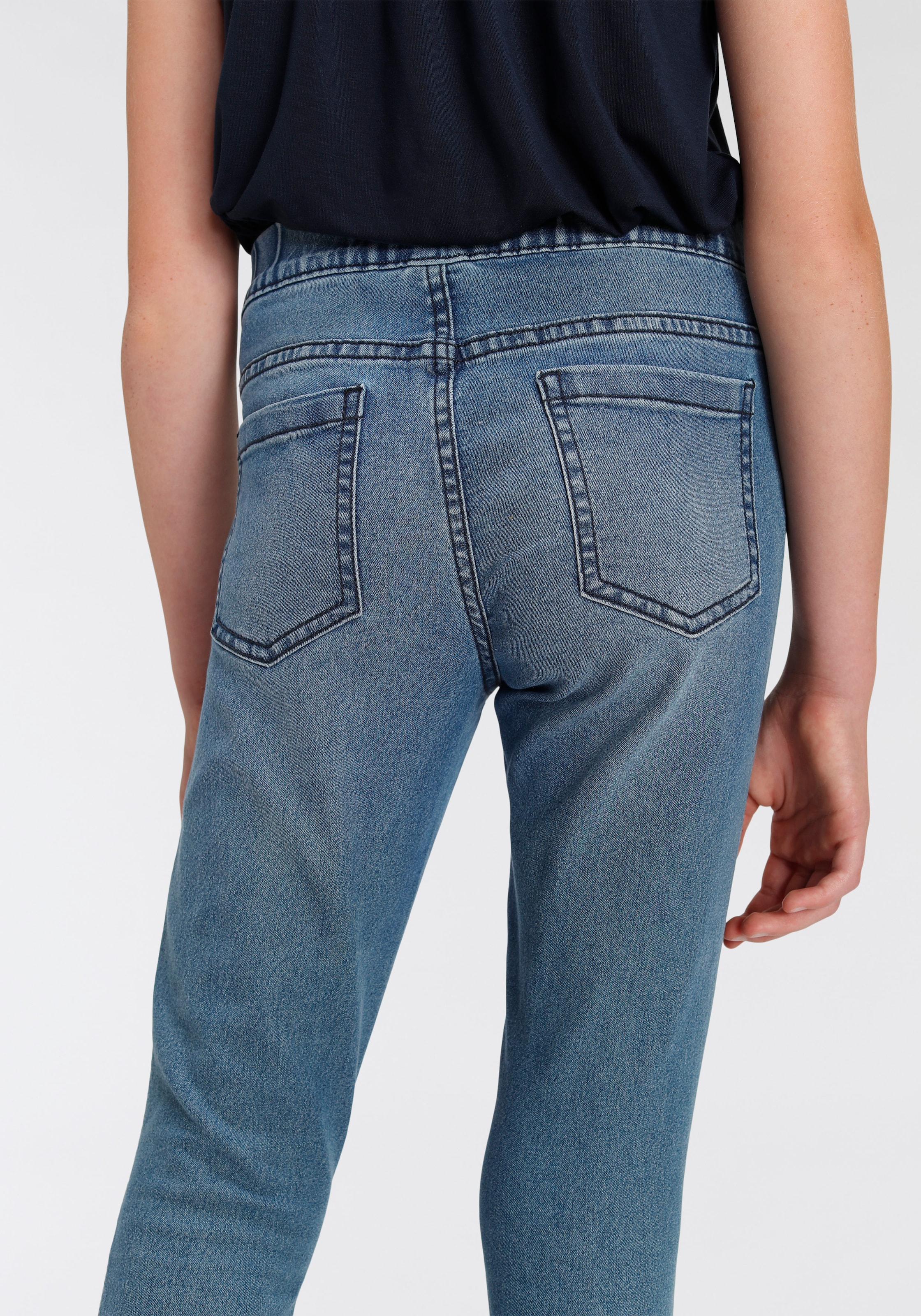 KIDSWORLD Jeansjeggings », Stetch-Jeans mit schmalem Bein« schmale Beinform,  mit Gummizug,  lang,  mit aufgesetzten Taschen