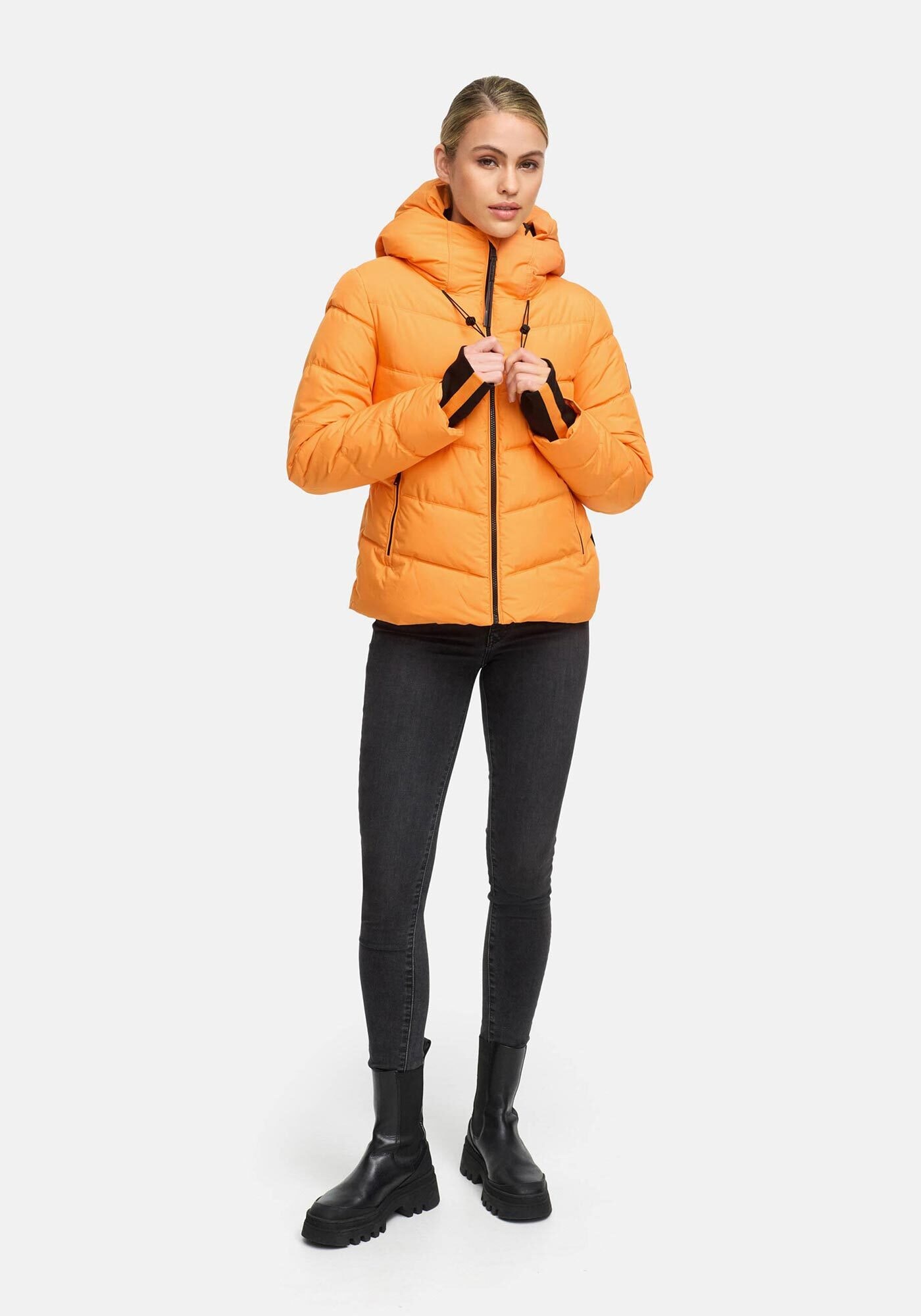 Marikoo Winterjacke »Yukanii«, Ärmelbündchen mit Daumenloch
