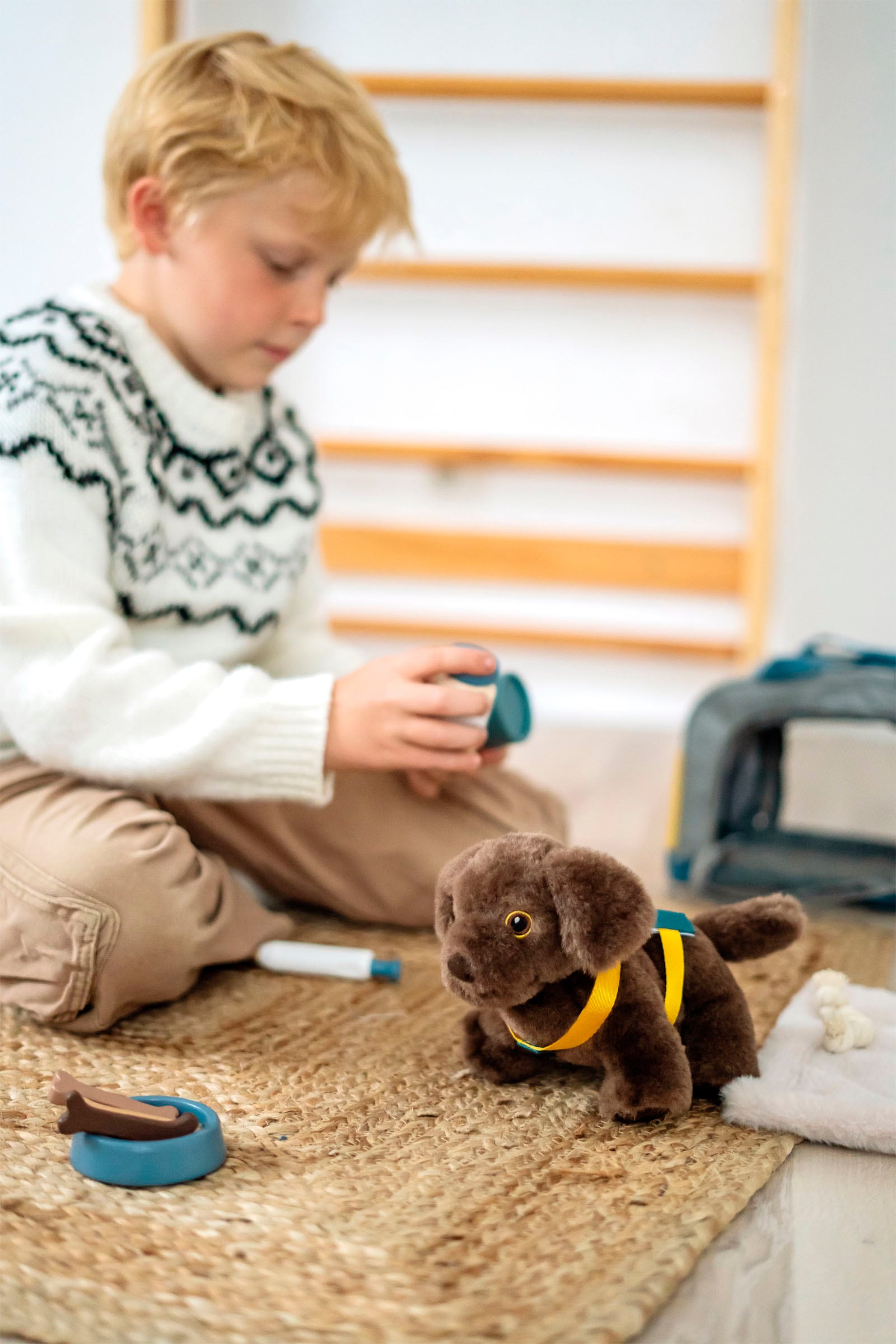 Small Foot Plüschfigur »Hund mit Tasche«, (Set, 15 St.), mit Pflege- und Tierarzt-Zubehör