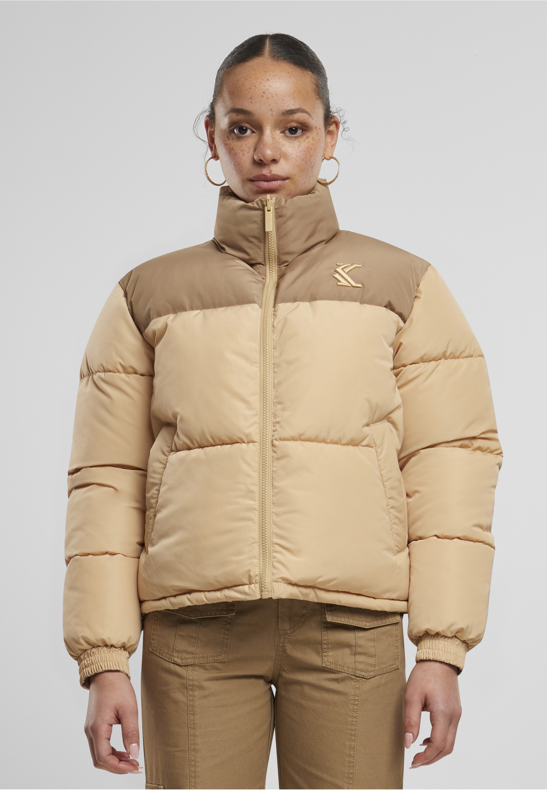 Karl Kani Winterjacke »Karl Kani Karl Kani OG Revsersible Puffer Jacket« 1 Stk. tlg. ohne Kapuze