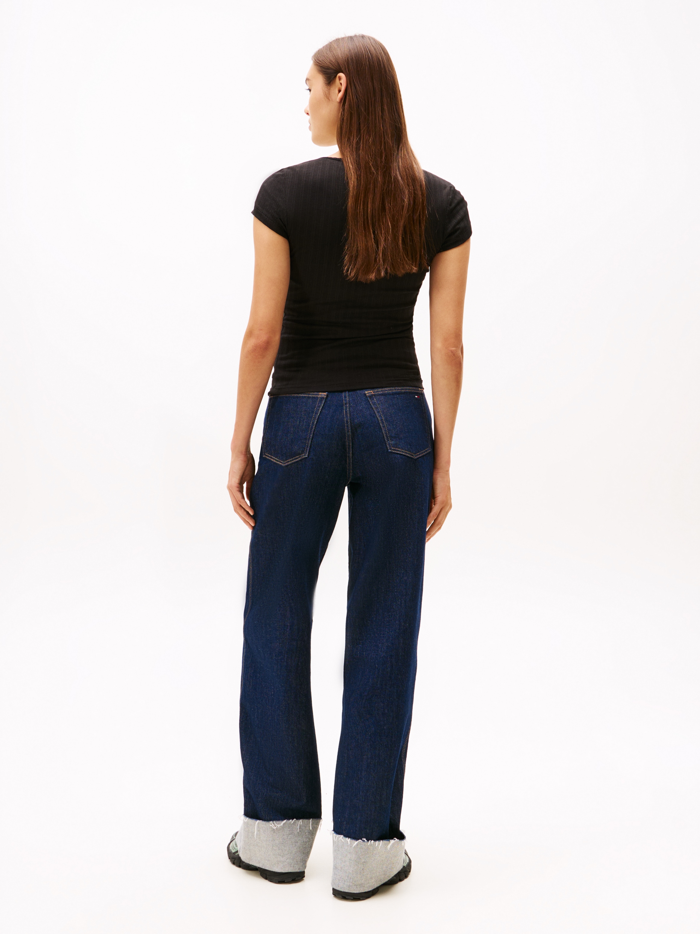 Tommy Jeans Kurzarmshirt »TJW SLIM IRREGULAR RIB SS«, in gerippter Struktur