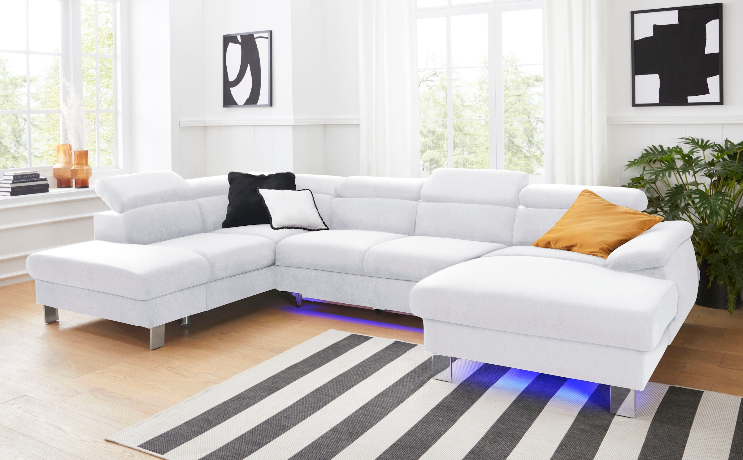 COTTA Wohnlandschaft "Komaris U-Form, B: 320 cm" mit Kopfteilverstellung, optional Schlaffunktion, Bettkasten & Licht