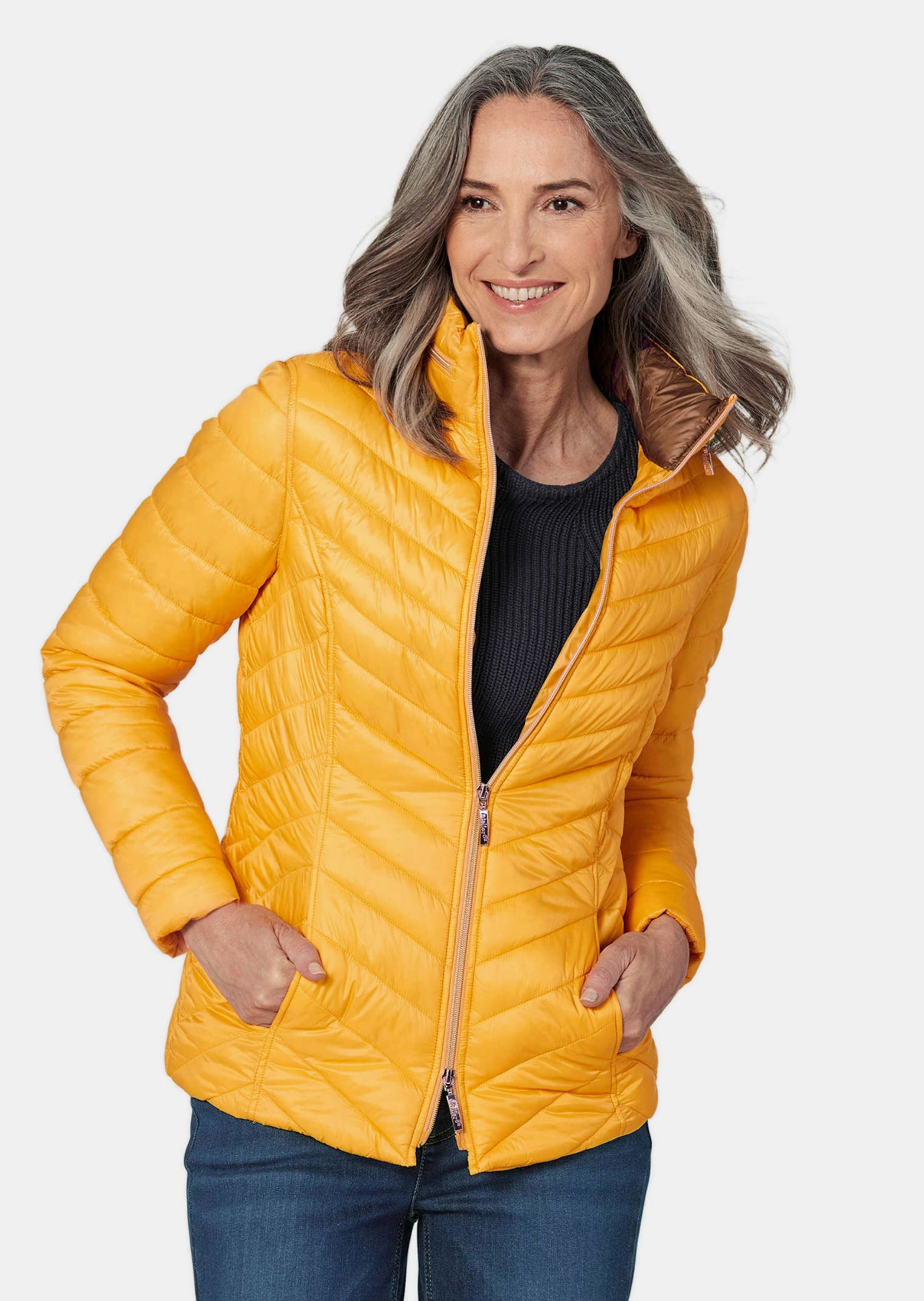 GOLDNER Steppjacke »Kurzgröße Leichte Steppjacke in knitterarmer Ware«