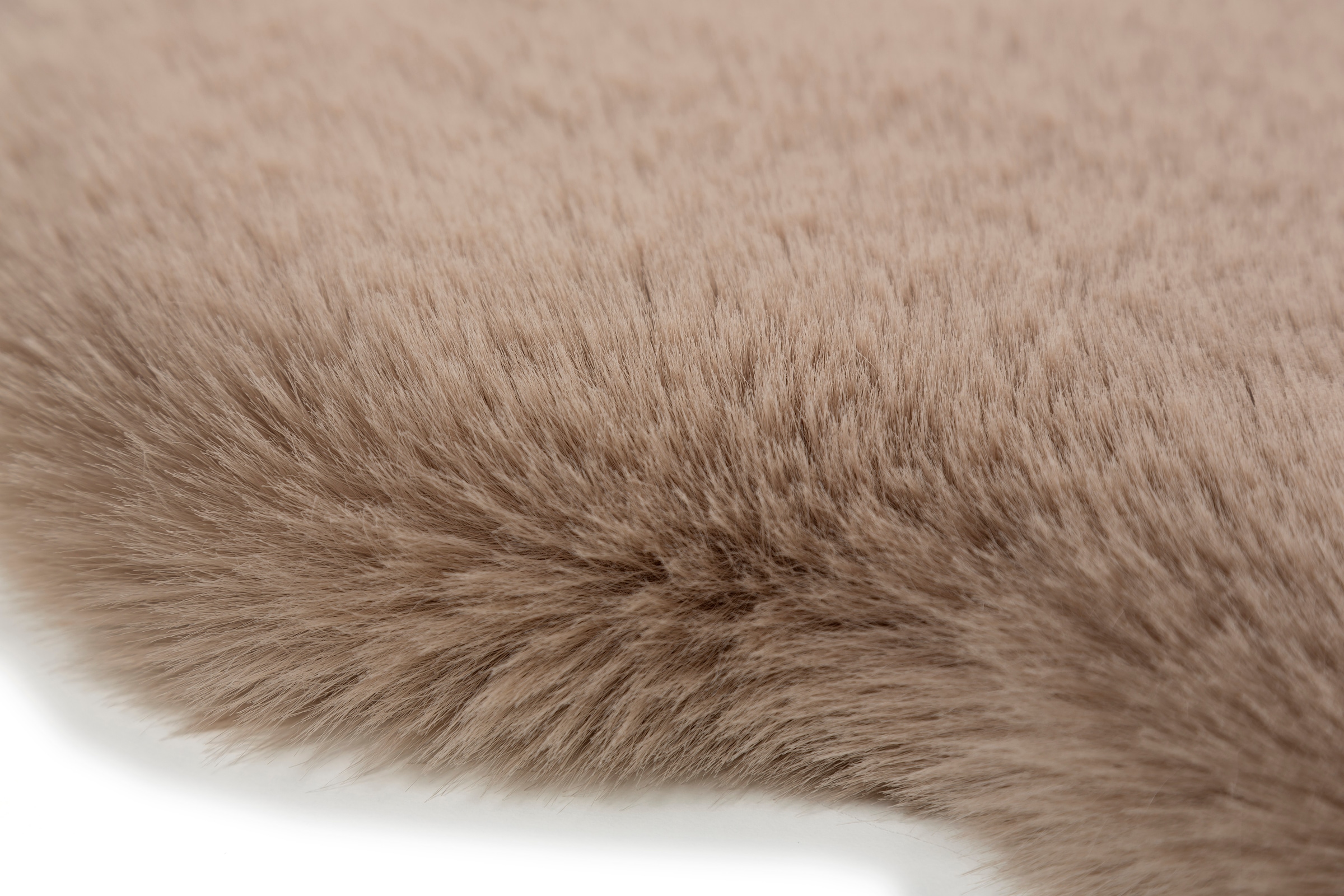 SCHÖNER WOHNEN-Kollektion Hochflor-Teppich »Tender deluxe 6286«, fellförmig, 50 mm Höhe, Dekofell, Fellteppich, flauschig, waschbar, Schöner Wohnen Kollektion