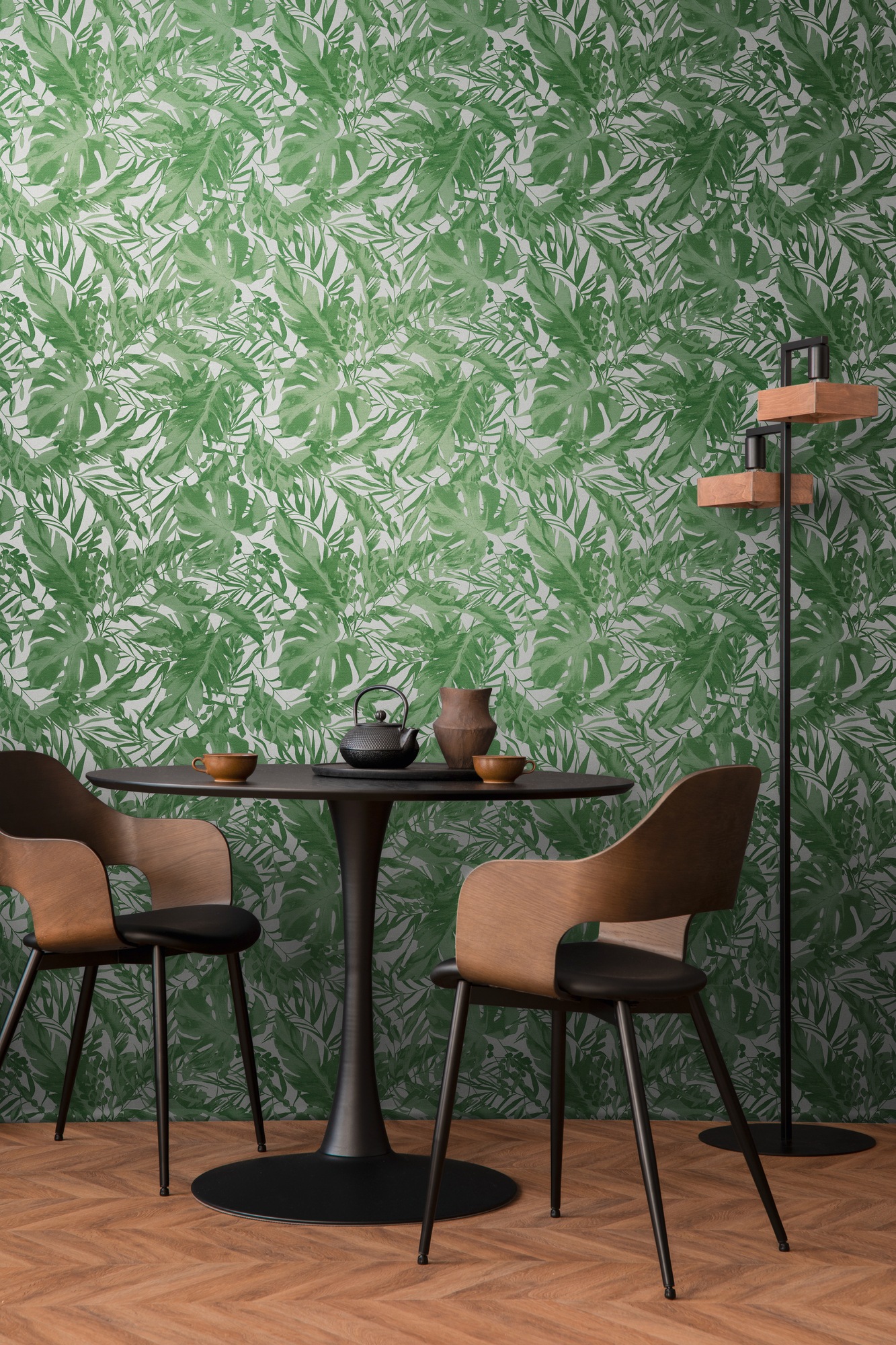 CosmoLiving by Cosmopolitan Vliestapete »Earthlines – Tropische Vliestapete« matt strukturiert Natürliche Blätter in harmonischer Eleganz