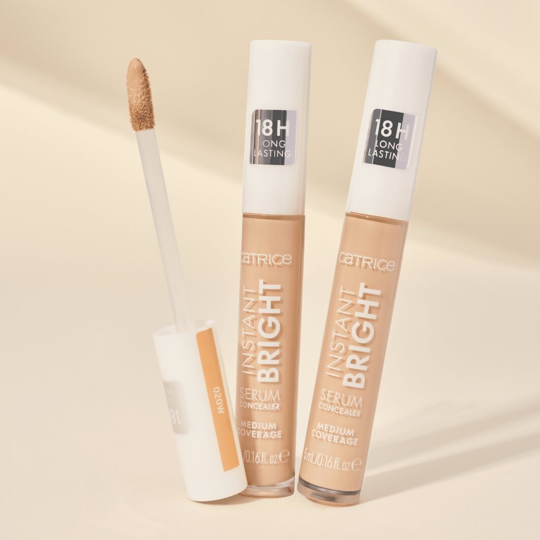 Catrice Concealer »Instant Bright Serum Concealer«, (Set, 3 tlg.), Langhaltend, mittlere Deckkraft, leichte Textur, spendet Feuchtigkeit.