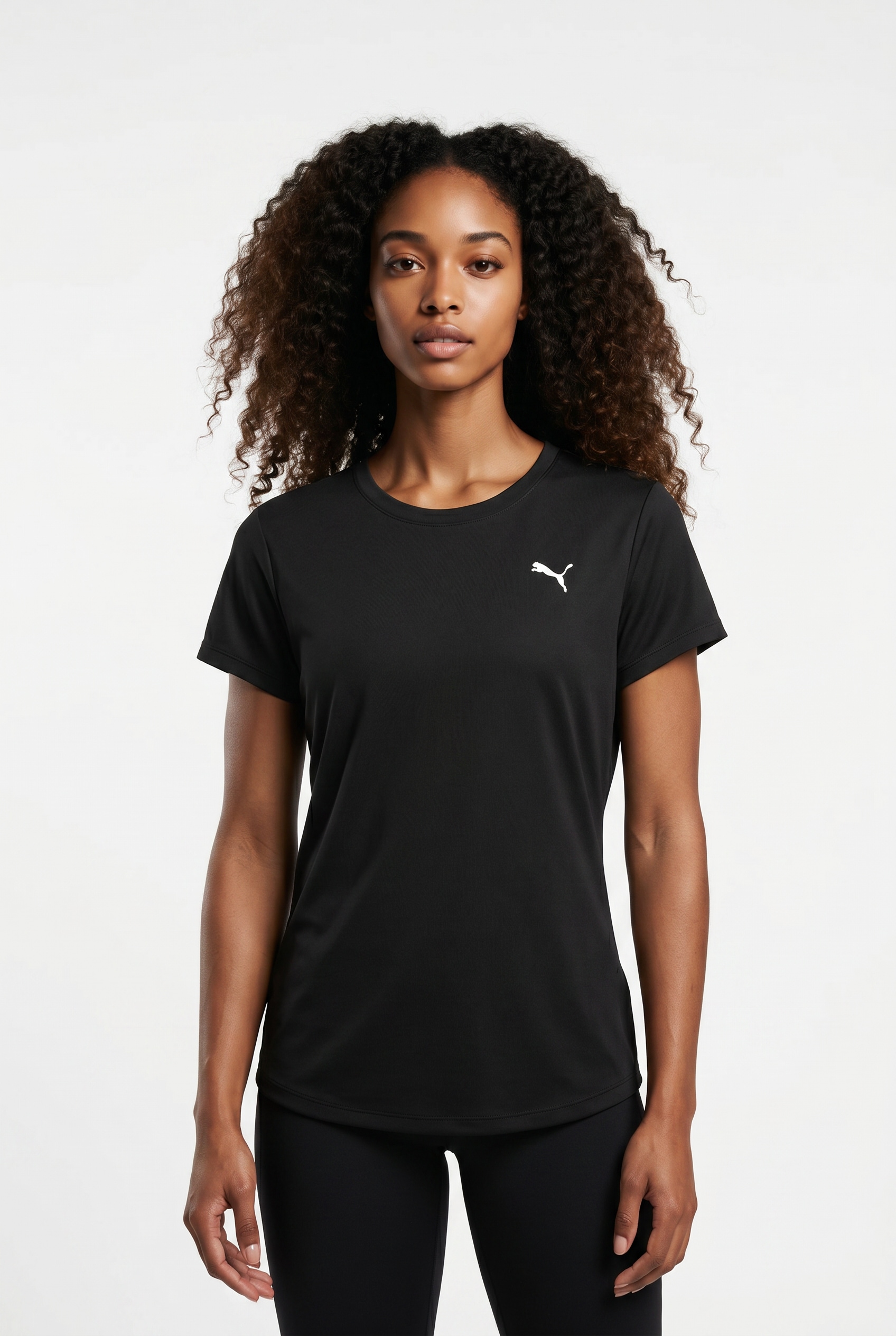 PUMA Trainingsshirt »W TAD ESSENTIAL CREW TEE« Regular Fit, mit Rundhalsausschnitt, mit seitlichen Schlitzen