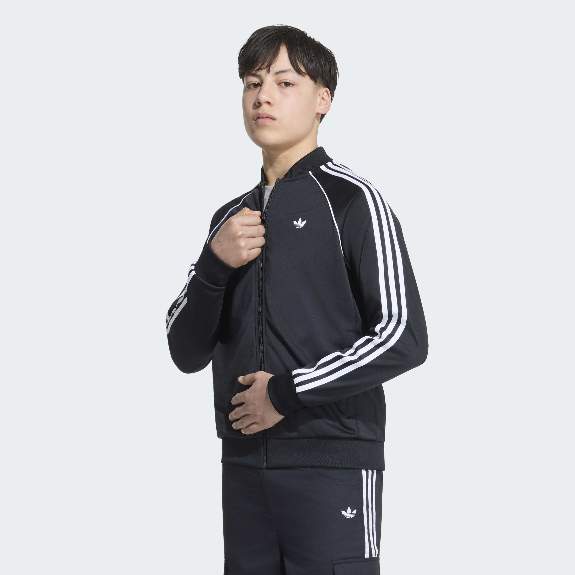 adidas Originals Trainingsjacke "SST, LOCKER GESCHNITTEN" für Kinder, mit Reißverschluss, aus Polyester