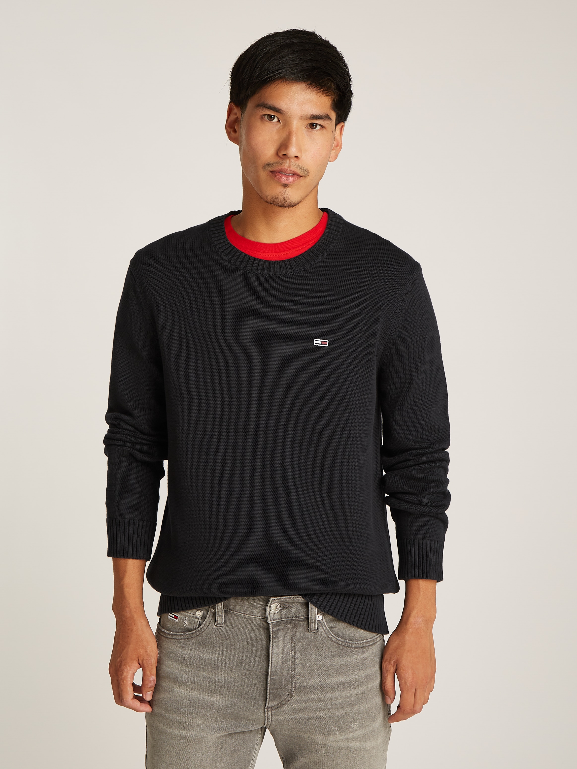 Tommy Jeans Strickpullover "TJM SLIM ESSNTLS C-NECK SWEATER", mit Markenlog günstig online kaufen