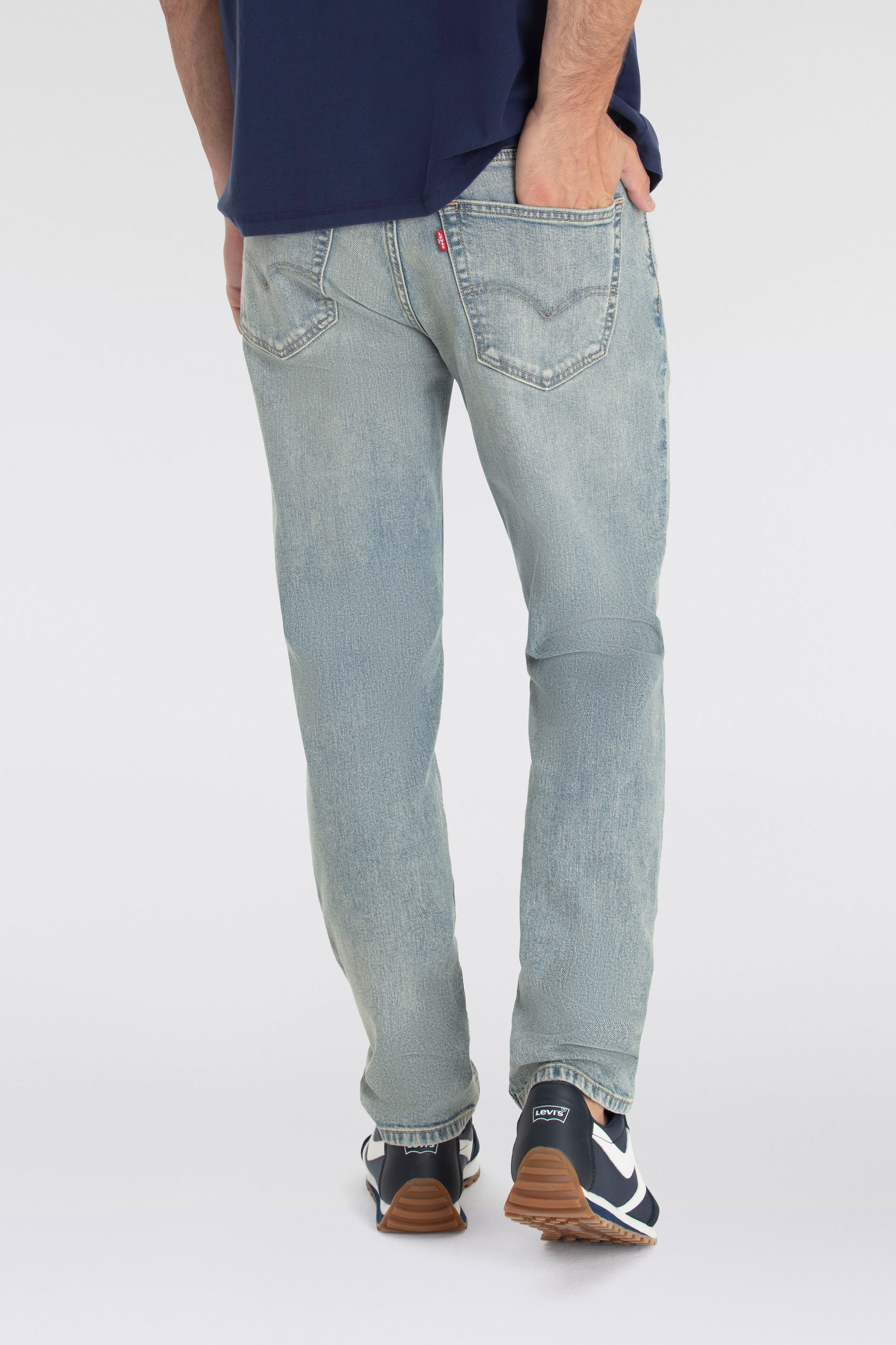 Levis "531 ATHLETIC SLIM TAPER" mit schmalem Bein günstig online kaufen