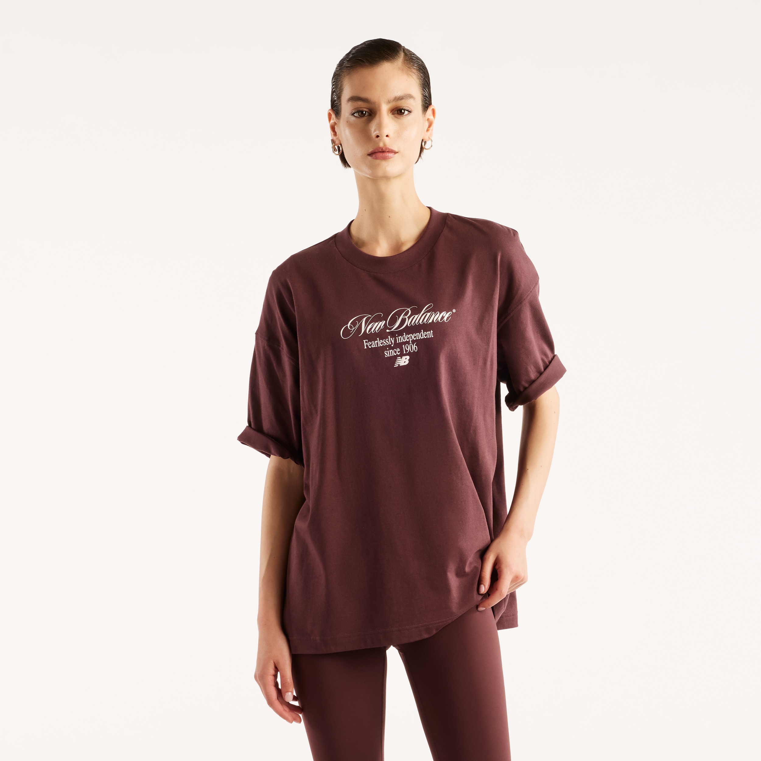 New Balance T-Shirt "PRESSED FLOWERS MEMORIES OVERSIZED T-SHIRT" sportlicher Stil, für Erwachsene, aus Baumwolle