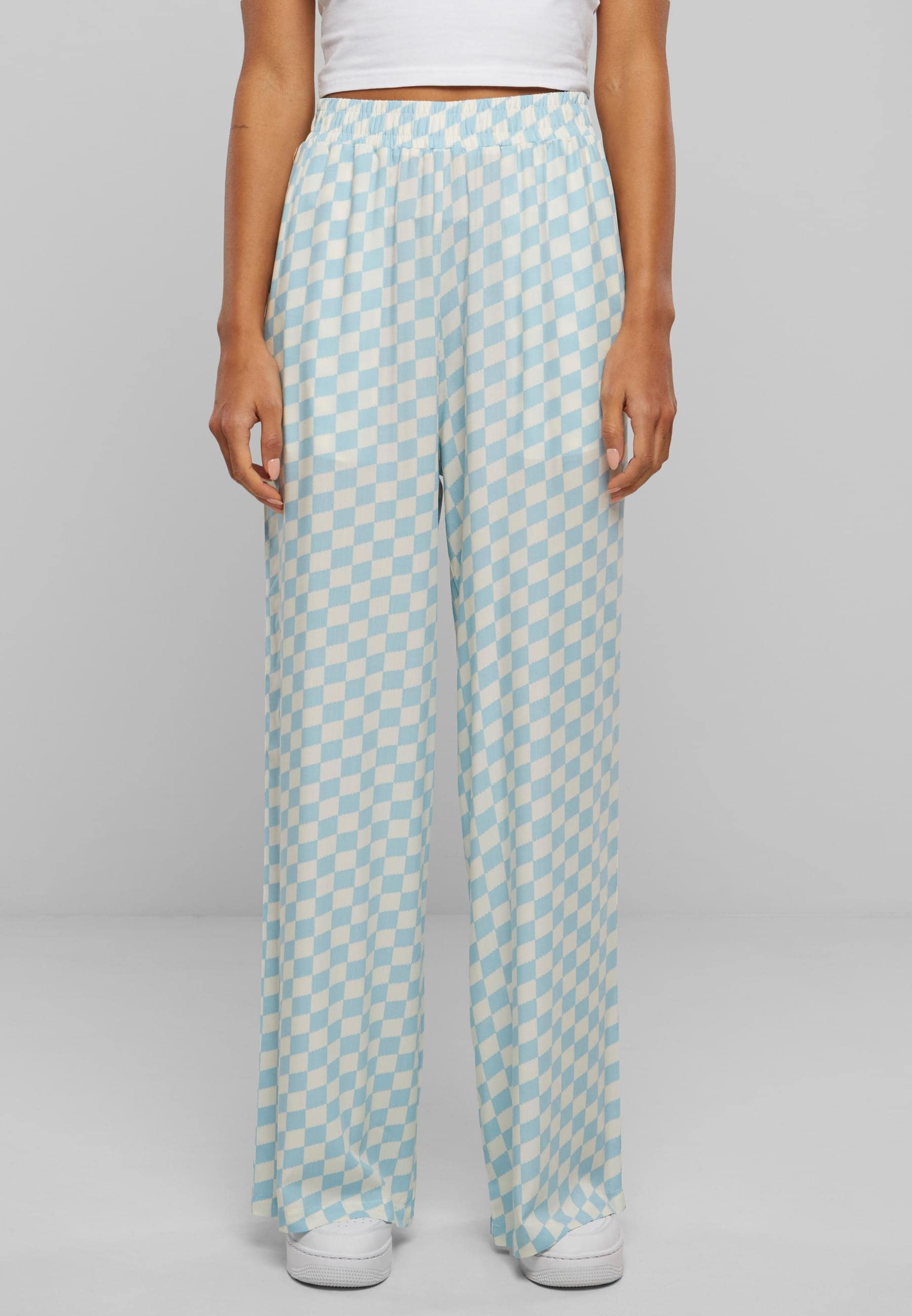URBAN CLASSICS Stoffhose »Urban Classics Damen Ladies Viscose Resort Pants«, (1 tlg.)