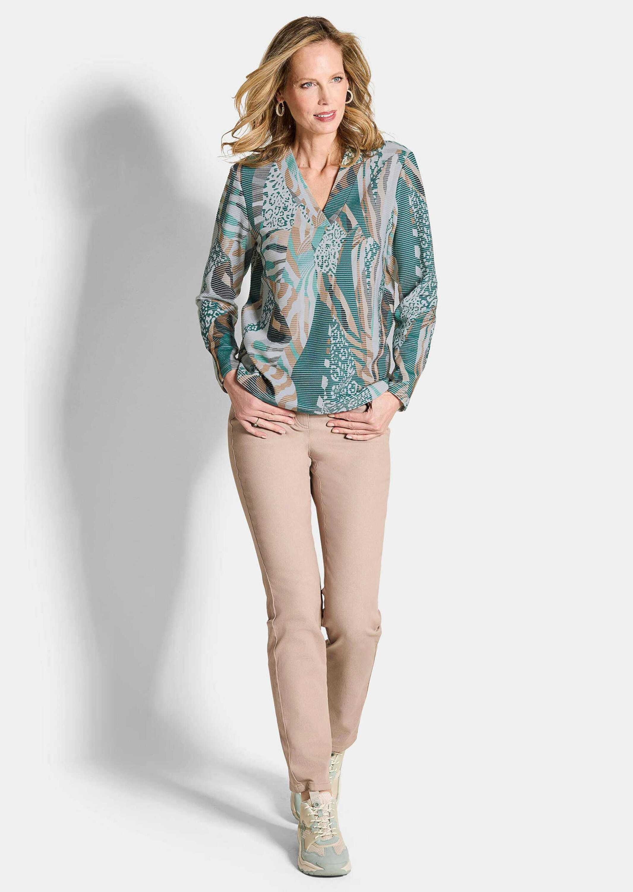 GOLDNER Sweatshirt "Kurzgröße Langarm Printshirt mit V-Ausschnitt" günstig online kaufen