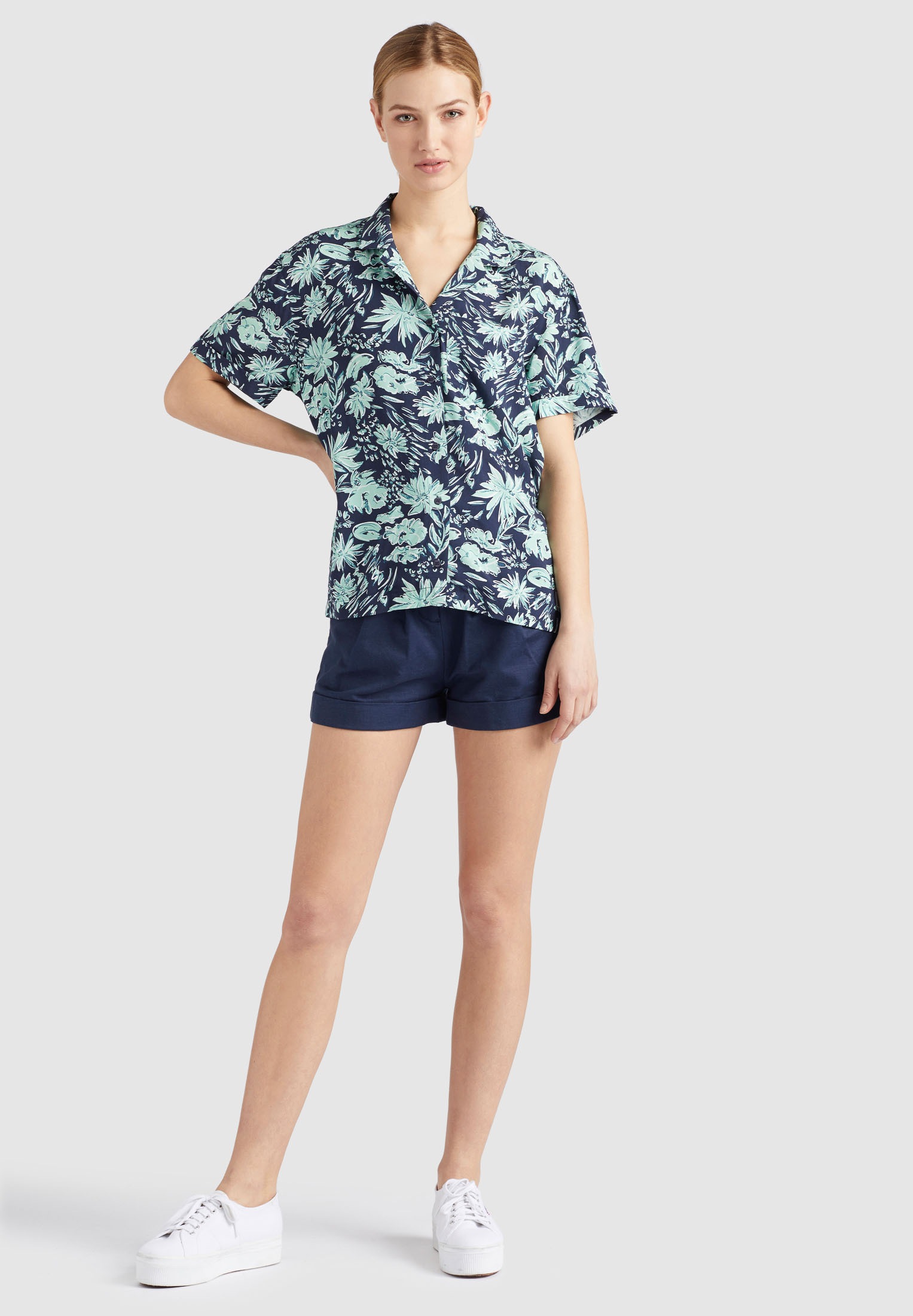 khujo Kurzarmbluse »khujo Bluse ALMERIA«, aus bedruckter Viskose im Loose Fit