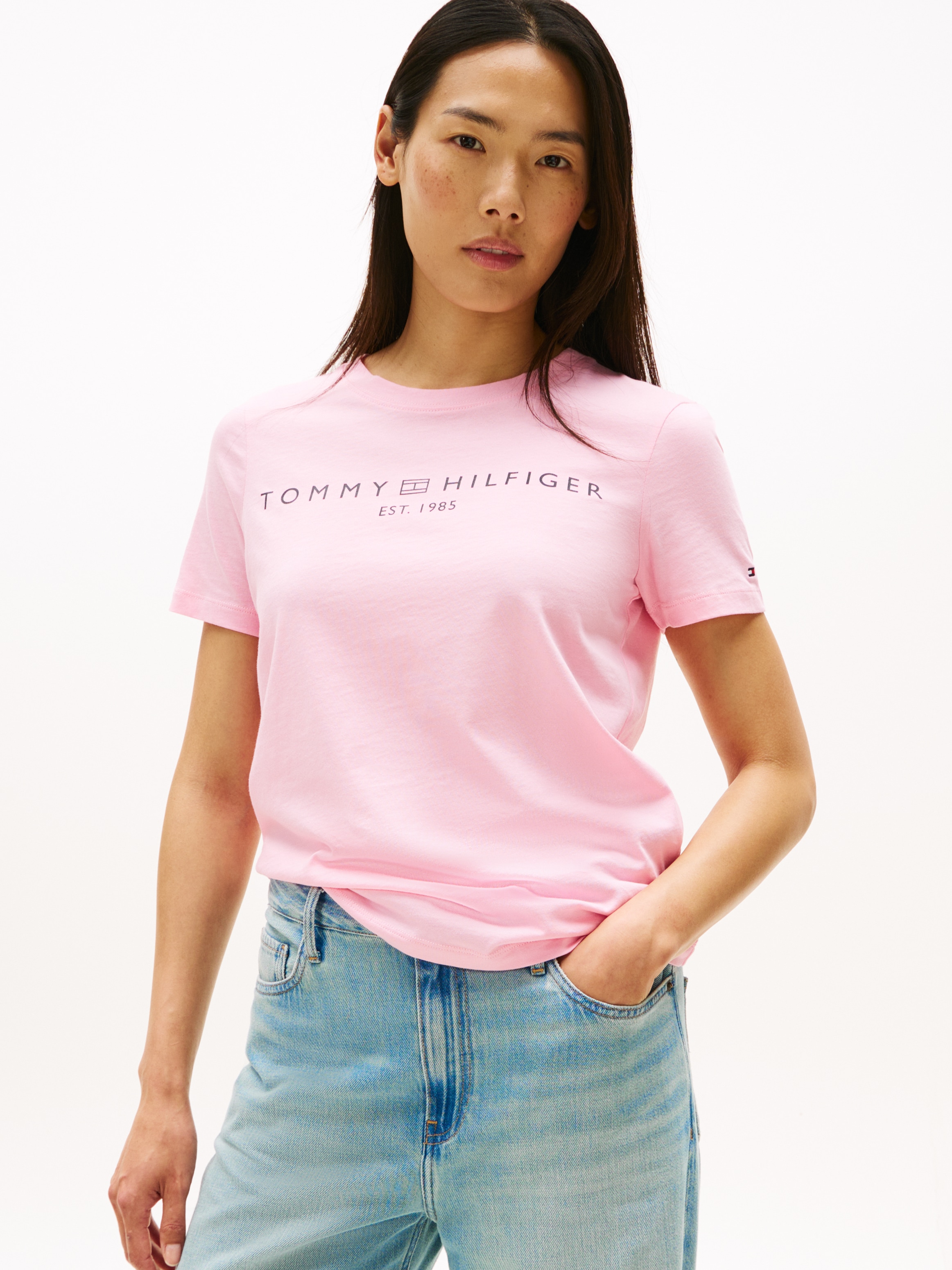 Tommy Hilfiger T-Shirt "REG CORP LOGO C-NK mit Logoschriftzug und Stickerei günstig online kaufen
