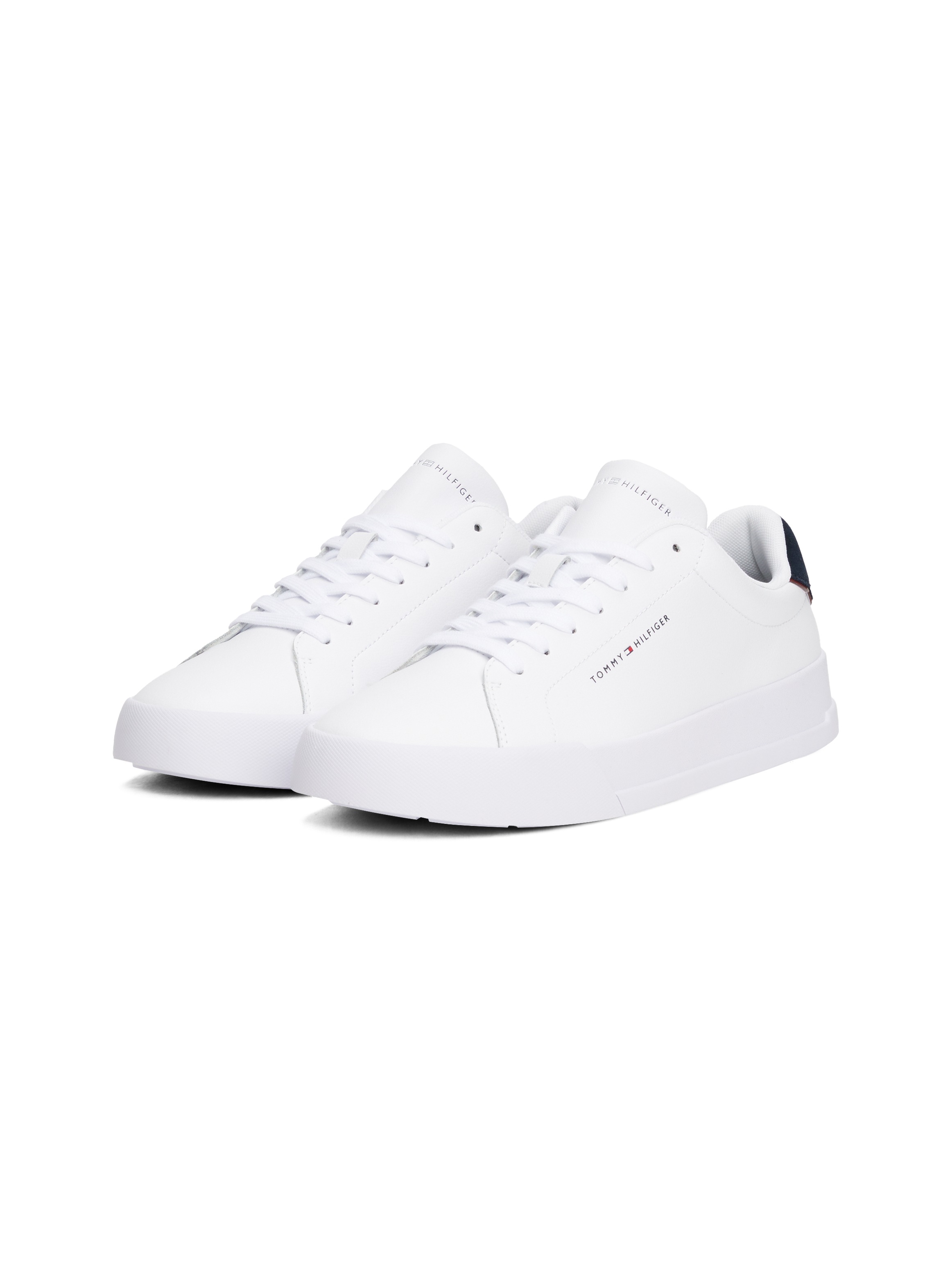 Tommy Hilfiger Sneaker »TH COURT LTH DETAIL ESS«, Freizeitschuh, Halbschuh, Schnürschuh mit seitlichem Logoschriftzug