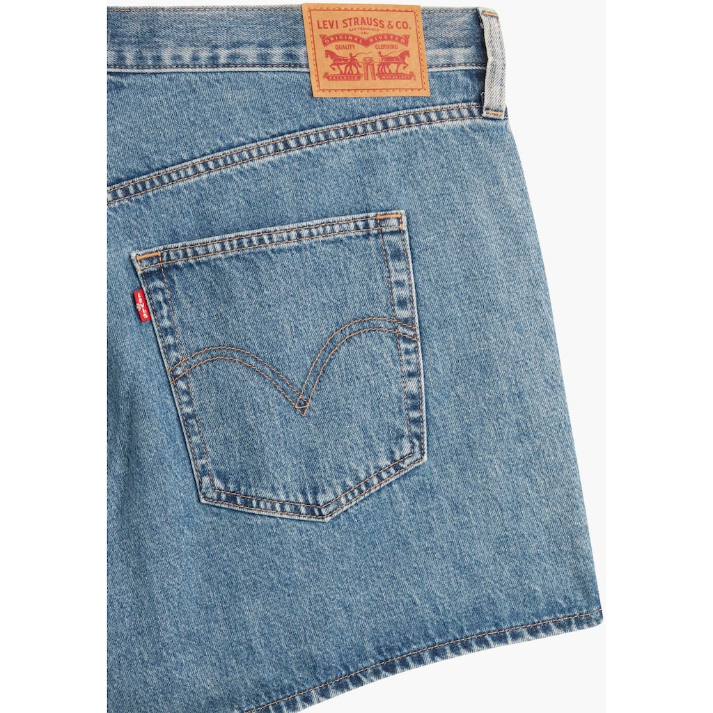 Levi's® Plus Jeansshorts »PLUS HW MOM SHORT«